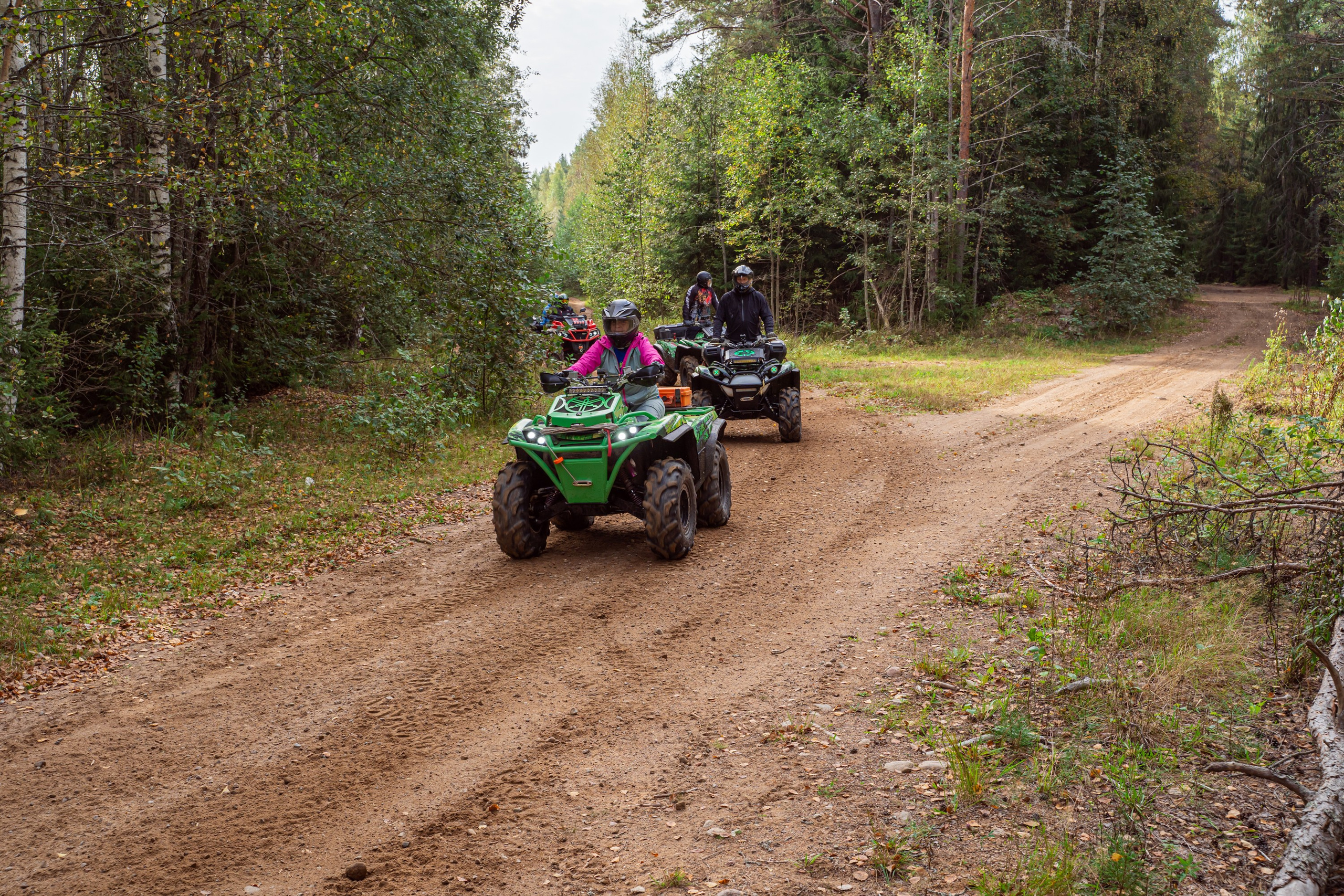 Квадровыезд —спортивный репортаж в Ленинградской области. Свадебный, семейный, портретный, репортажный фотограф в Санкт-Петербурге