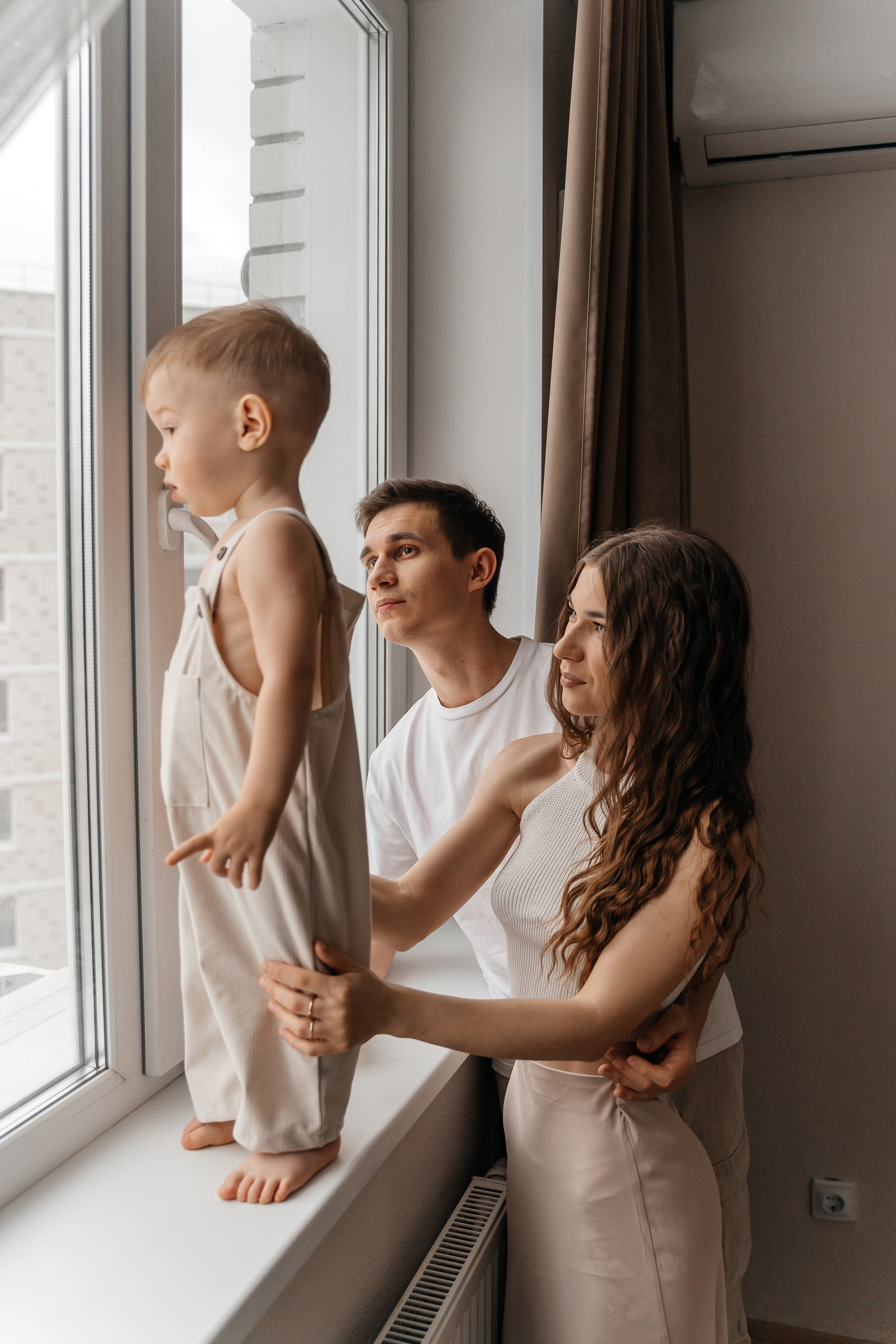 Вадим, Юля и Мирон. Волик Мария