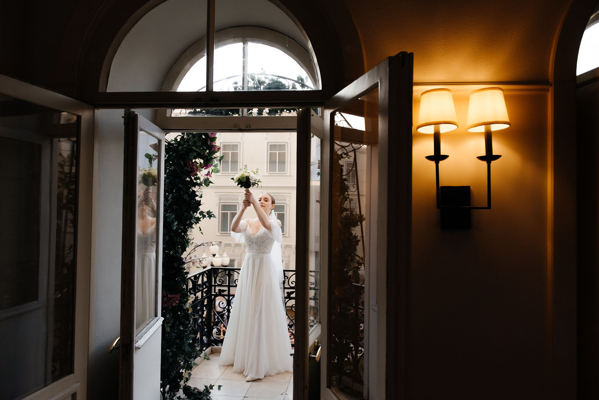 Wedding in the Catholic Cathedral. Свадебный и репортажный фотограф