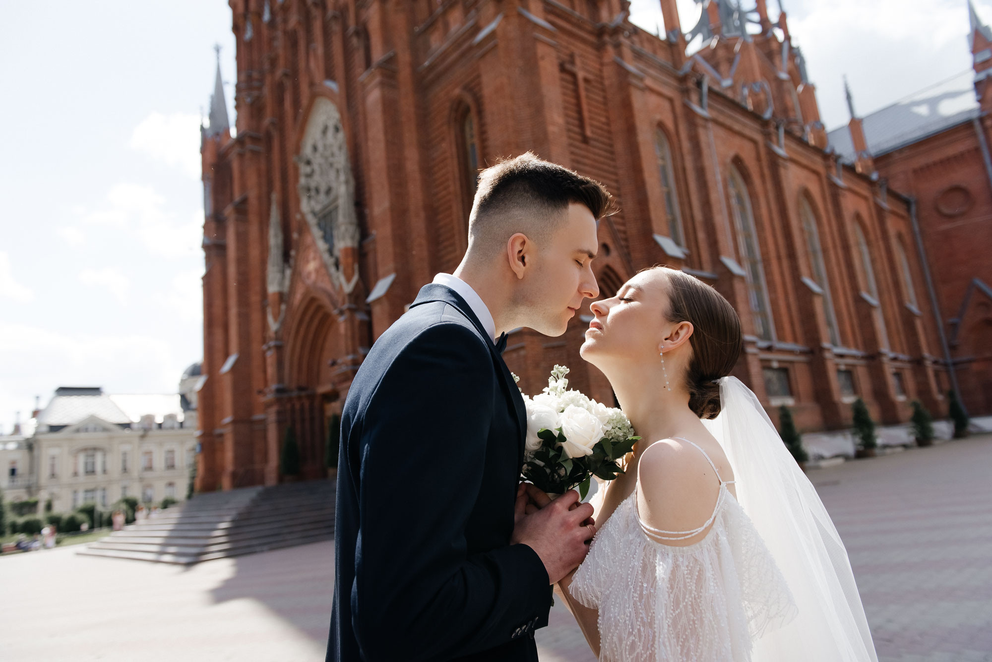 Wedding in the Catholic Cathedral. Свадебный и репортажный фотограф