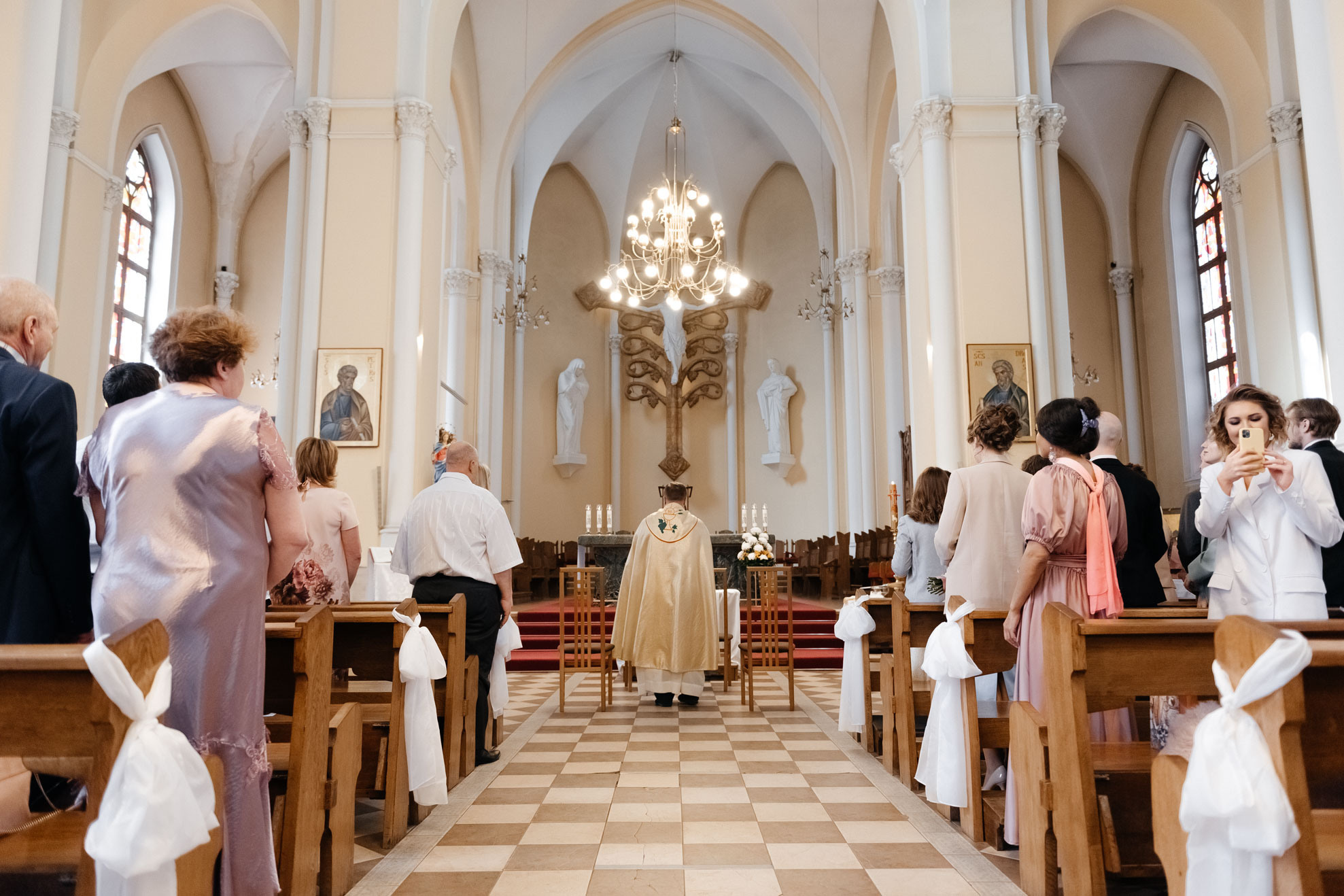 Wedding in the Catholic Cathedral. Свадебный и репортажный фотограф