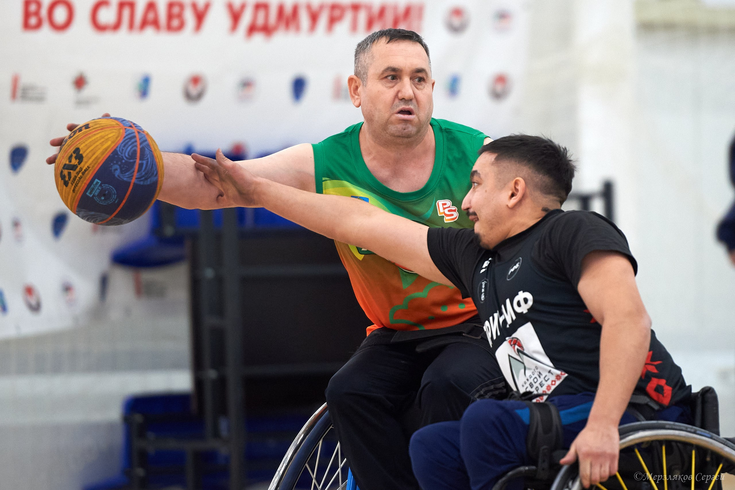 X традиционный Рождественский турнир по баскетболу на колясках. Ижевск. Спортивный репортажный фотограф в Ижевске Сергей Мерзляков
