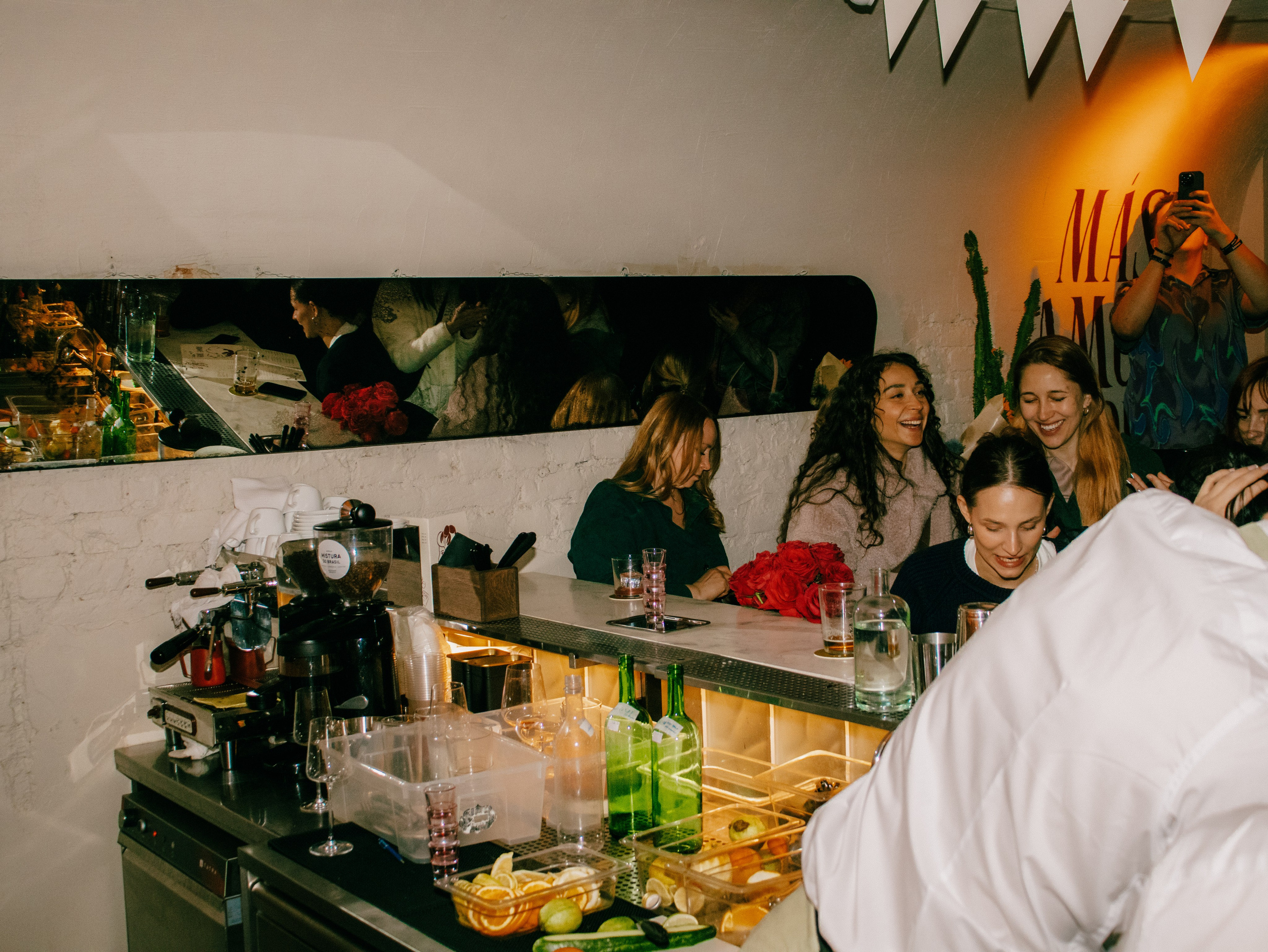 Открытие Por Favor bar. Фотограф | портрет | бренды | репортаж