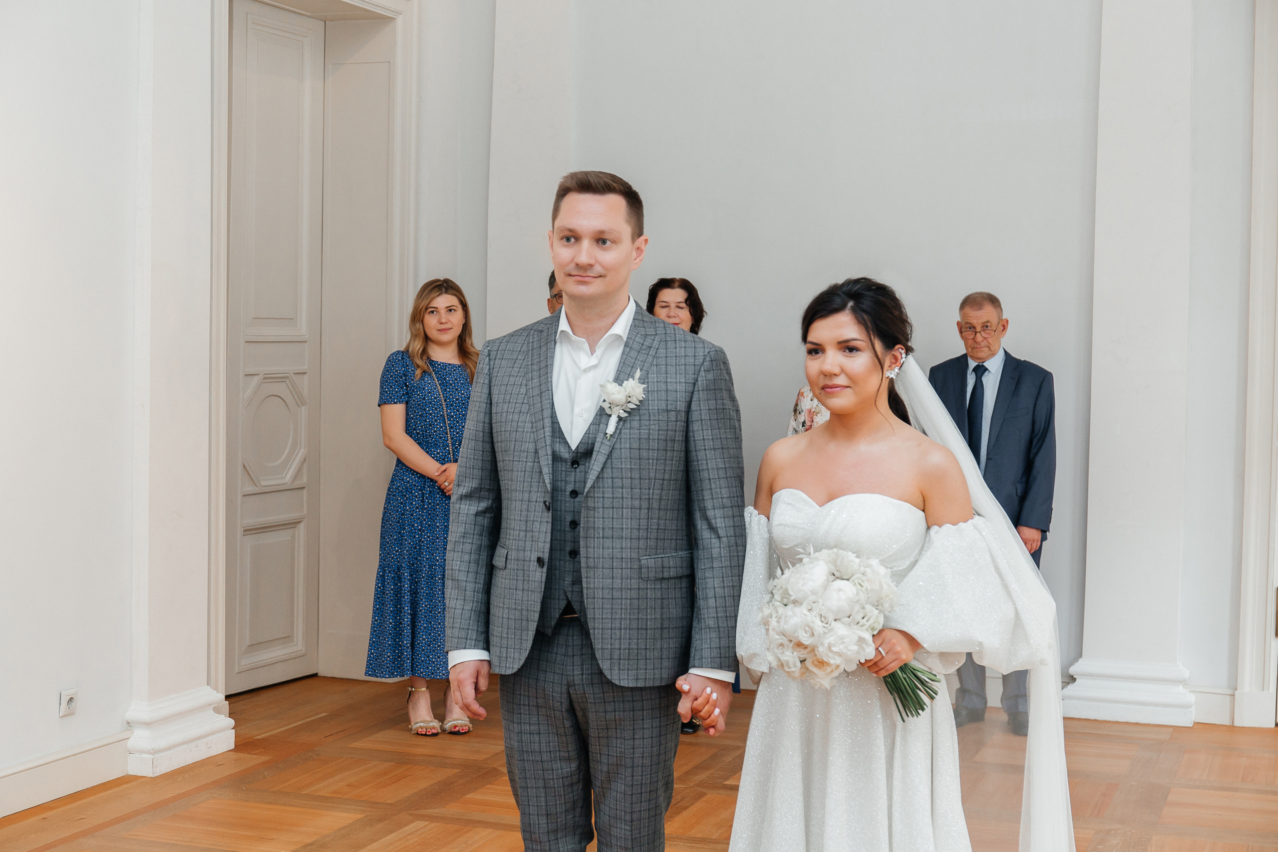 Свадебная фотосессия в отеле Lotte. Фото Радости. Свадебный и семейный фотограф в Москве Юлия Самойлова