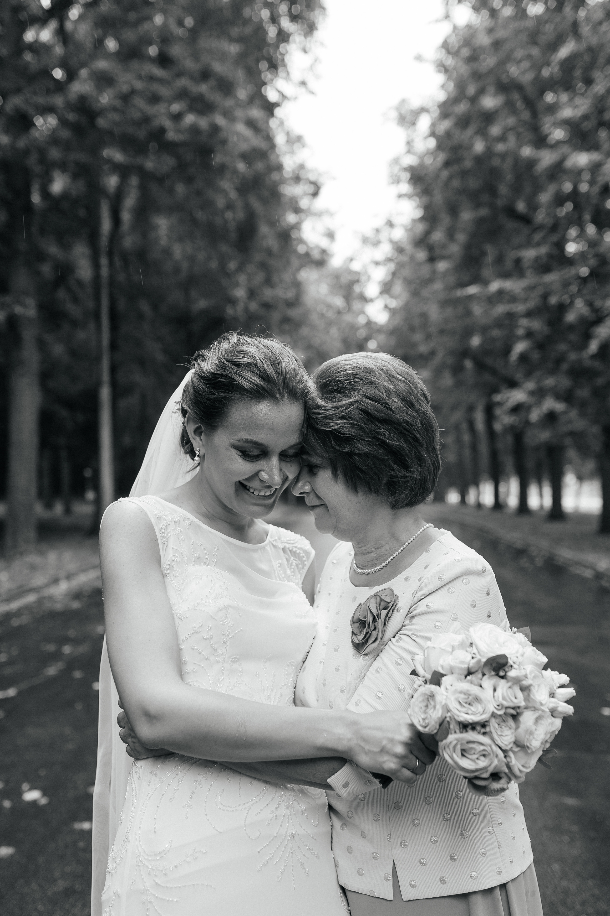 Свадебная фотосессия Movenpick. Фотосессия у МГУ. Фото Радости. Свадебный и семейный фотограф в Москве Юлия Самойлова