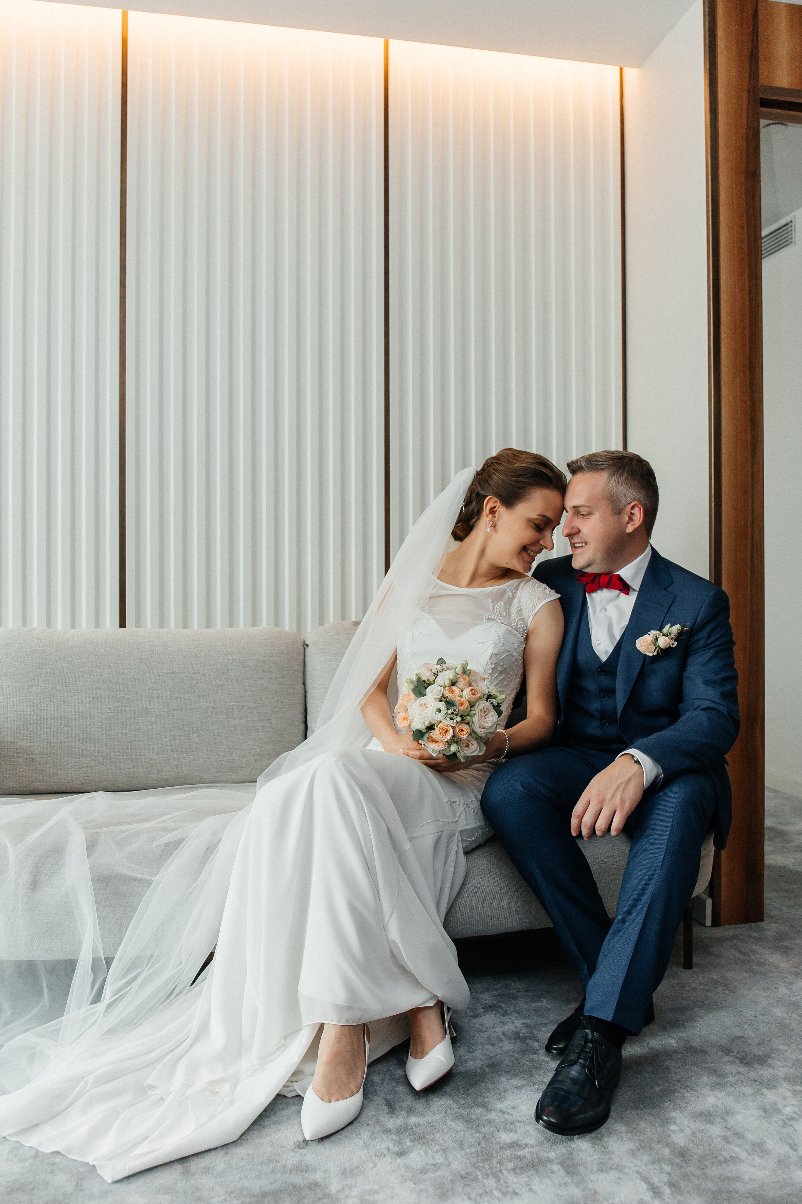 Свадебная фотосессия Movenpick. Фотосессия у МГУ. Фото Радости. Свадебный и семейный фотограф в Москве Юлия Самойлова