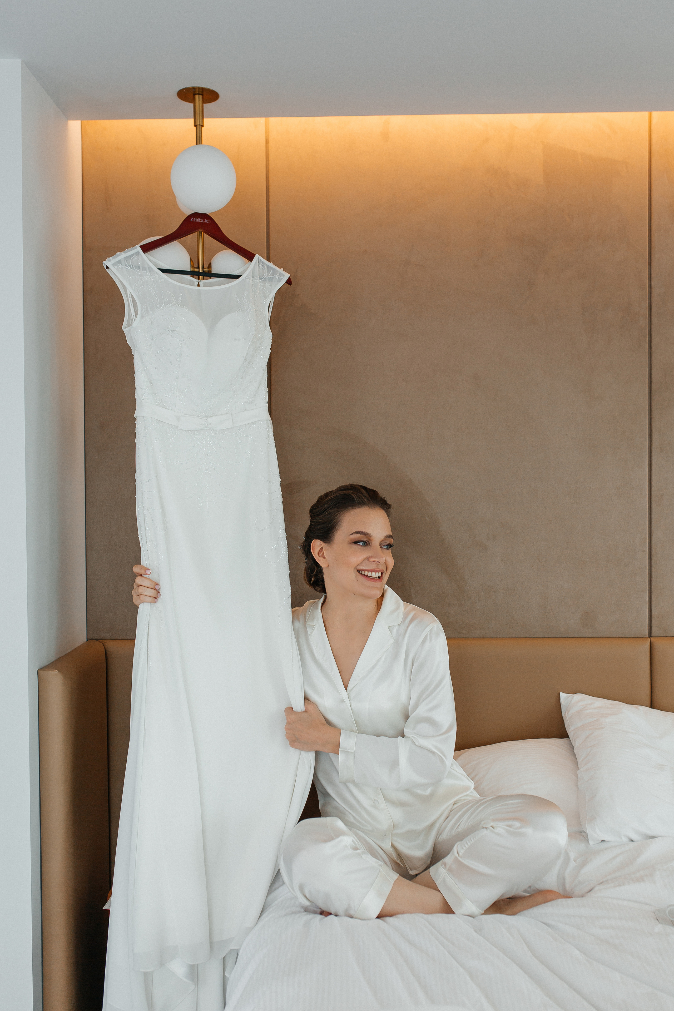 Свадебная фотосессия Movenpick. Фотосессия у МГУ. Фото Радости. Свадебный и семейный фотограф в Москве Юлия Самойлова