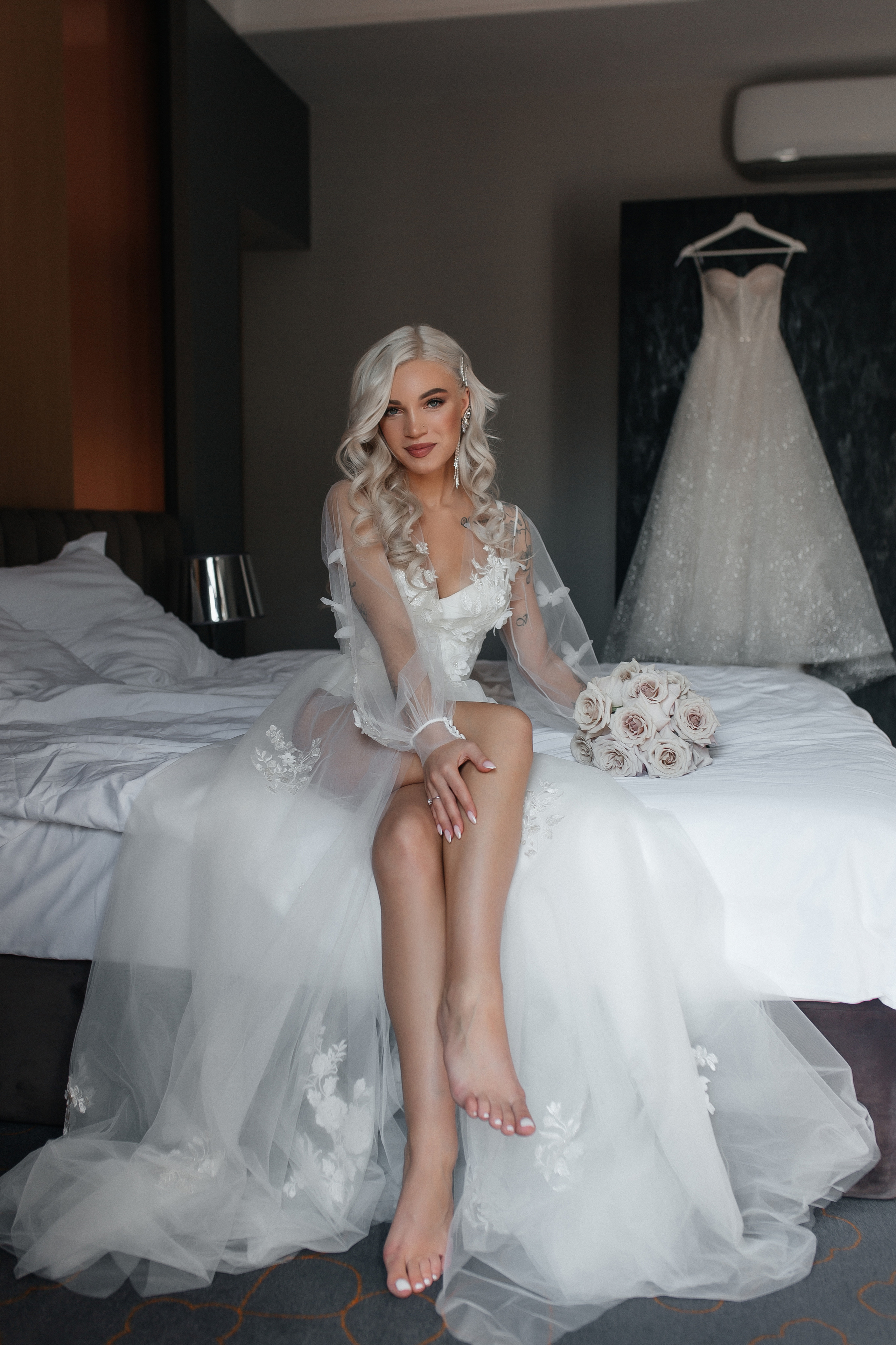 Свадебная фотосессия Hartwell Hotel. Роспись в ресторане Карлсон. Фото Радости. Свадебный и семейный фотограф в Москве Юлия Самойлова