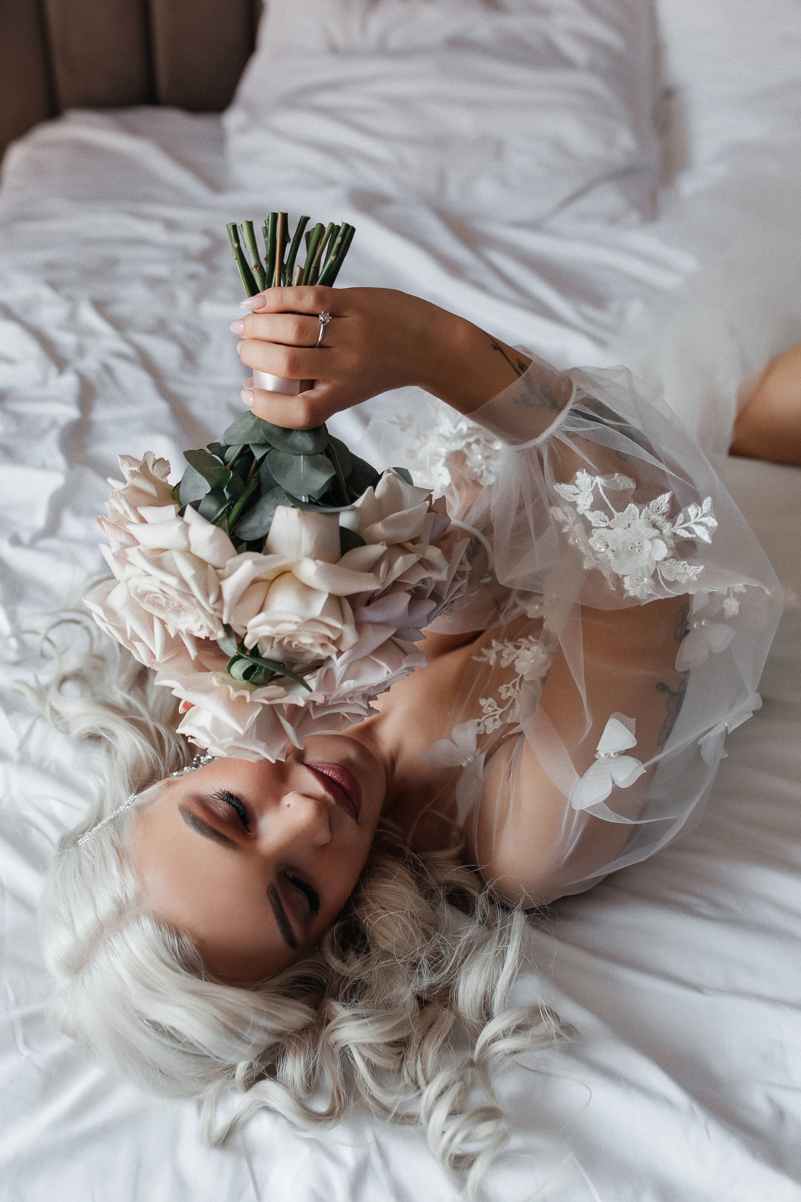 Свадебная фотосессия Hartwell Hotel. Роспись в ресторане Карлсон. Фото Радости. Свадебный и семейный фотограф в Москве Юлия Самойлова