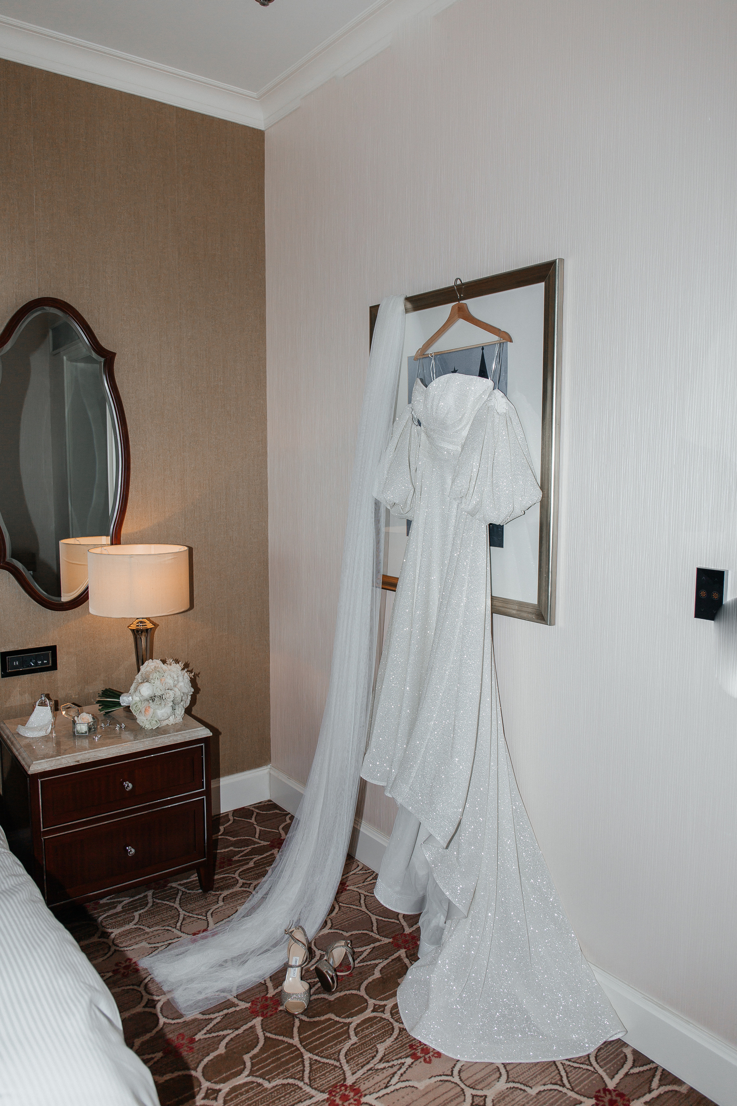 Свадебная фотосессия в отеле Lotte. Фото Радости. Свадебный и семейный фотограф в Москве Юлия Самойлова