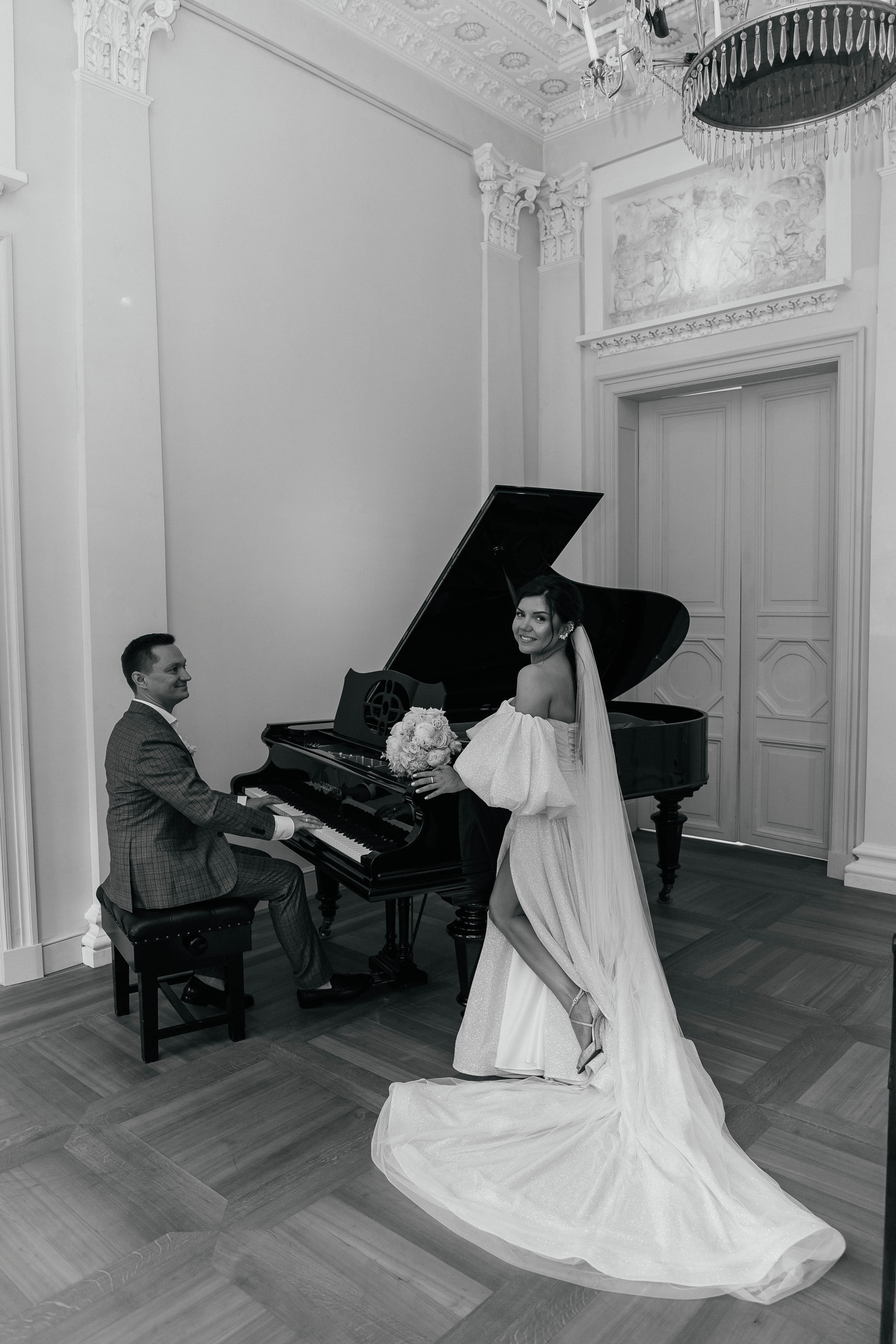 Свадебная фотосессия в отеле Lotte. Фото Радости. Свадебный и семейный фотограф в Москве Юлия Самойлова