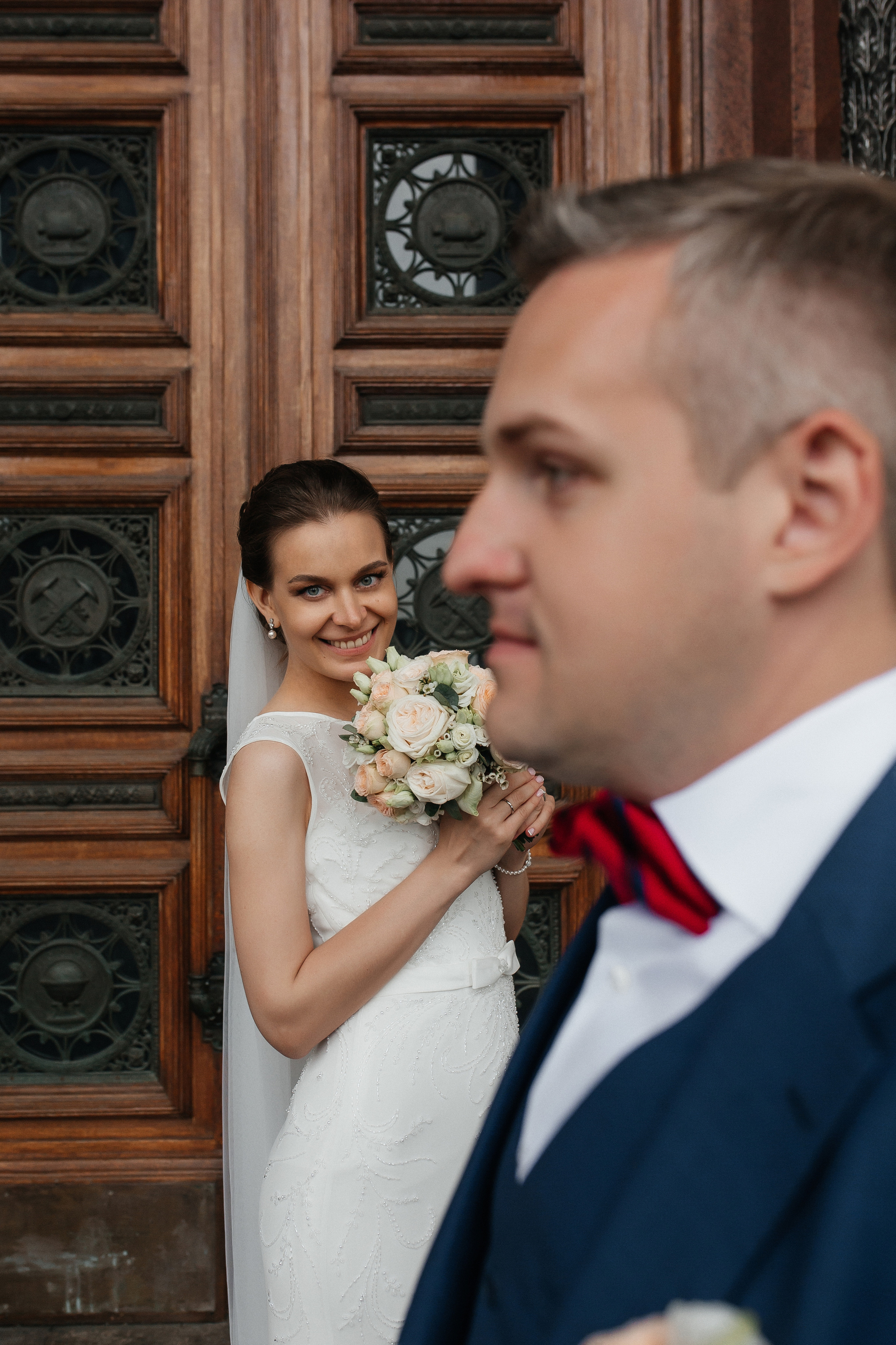 Свадебная фотосессия Movenpick. Фотосессия у МГУ. Фото Радости. Свадебный и семейный фотограф в Москве Юлия Самойлова