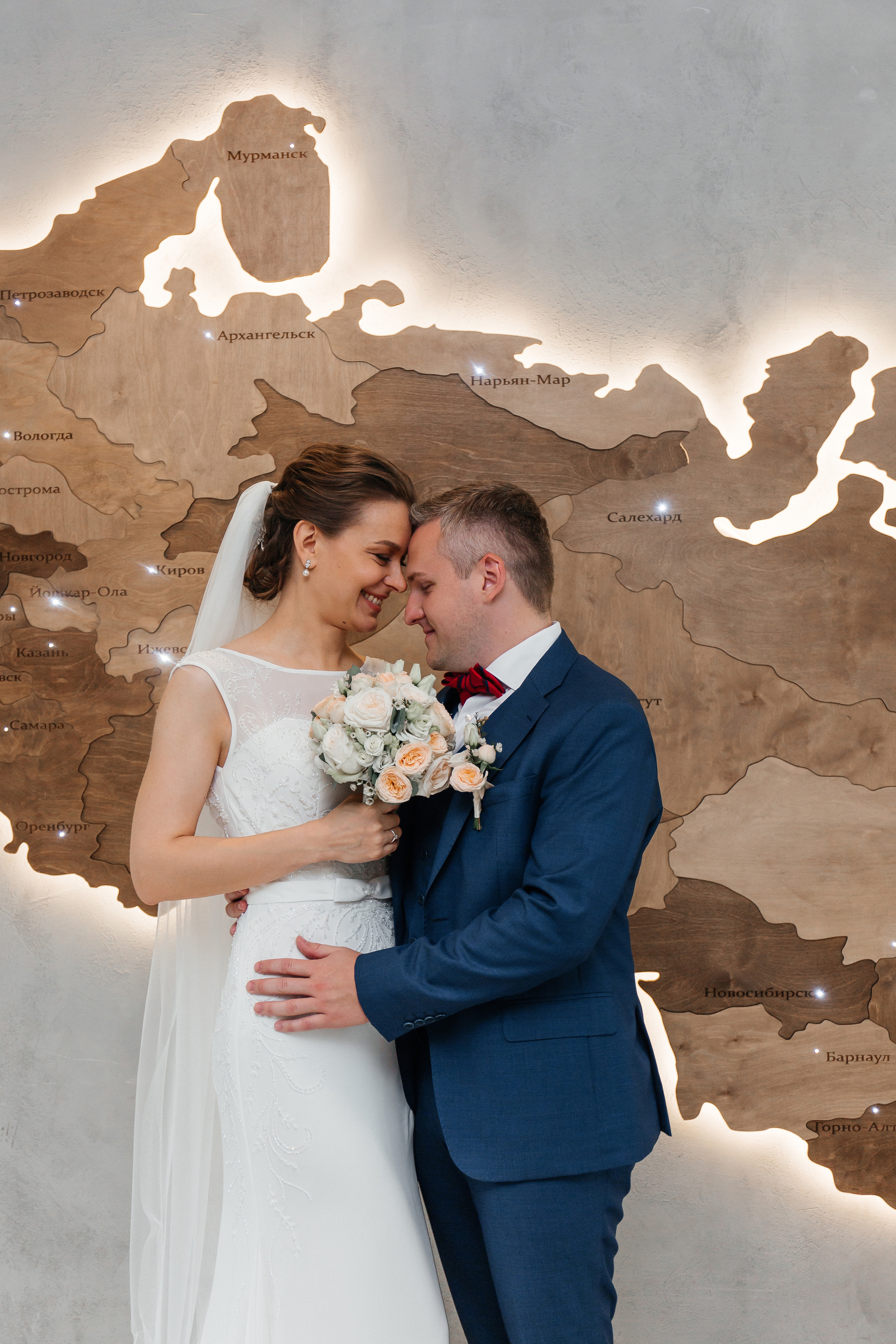 Свадебная фотосессия Movenpick. Фотосессия у МГУ. Фото Радости. Свадебный и семейный фотограф в Москве Юлия Самойлова