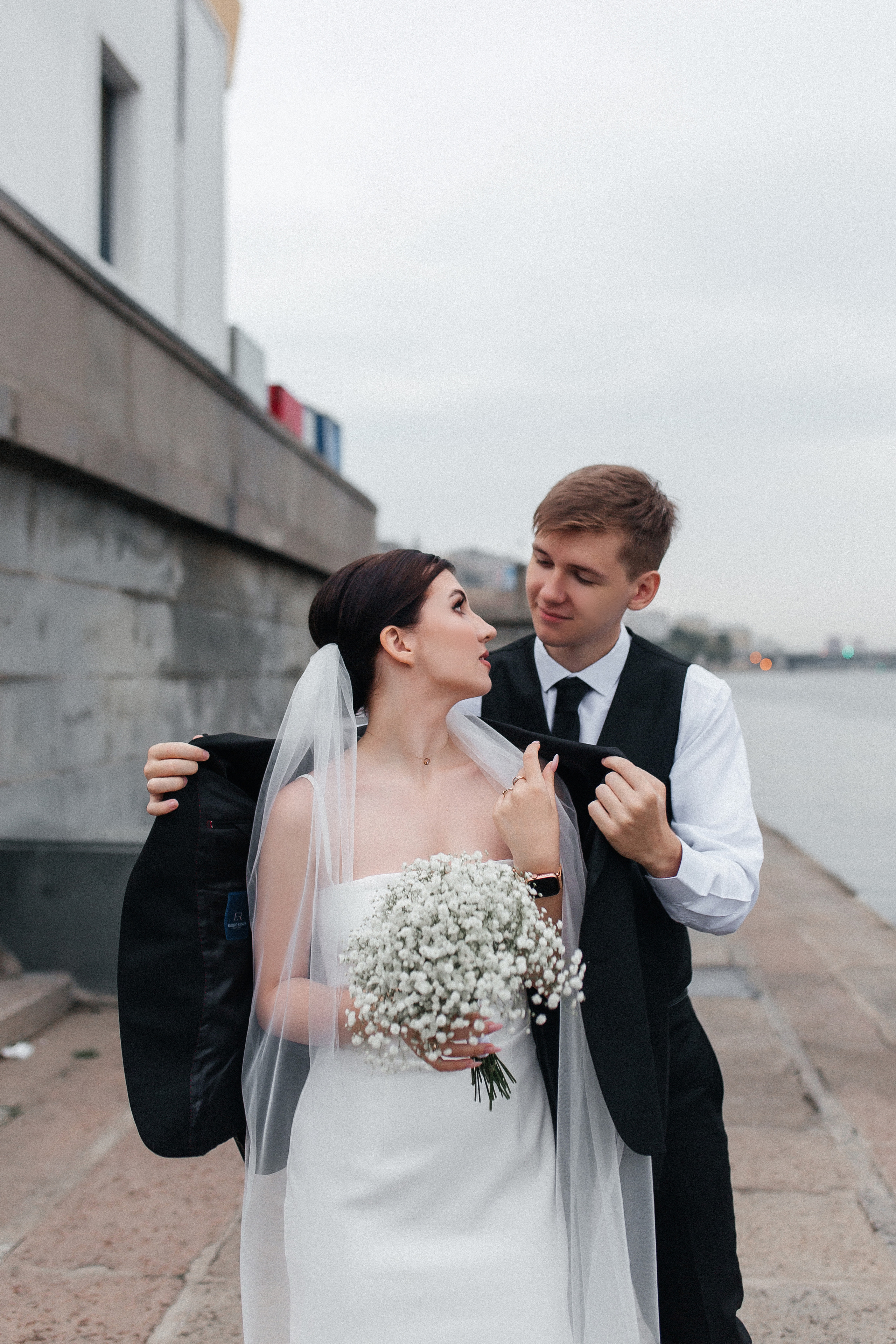 Фотосессия на набережной. Фото Радости. Свадебный и семейный фотограф в Москве Юлия Самойлова