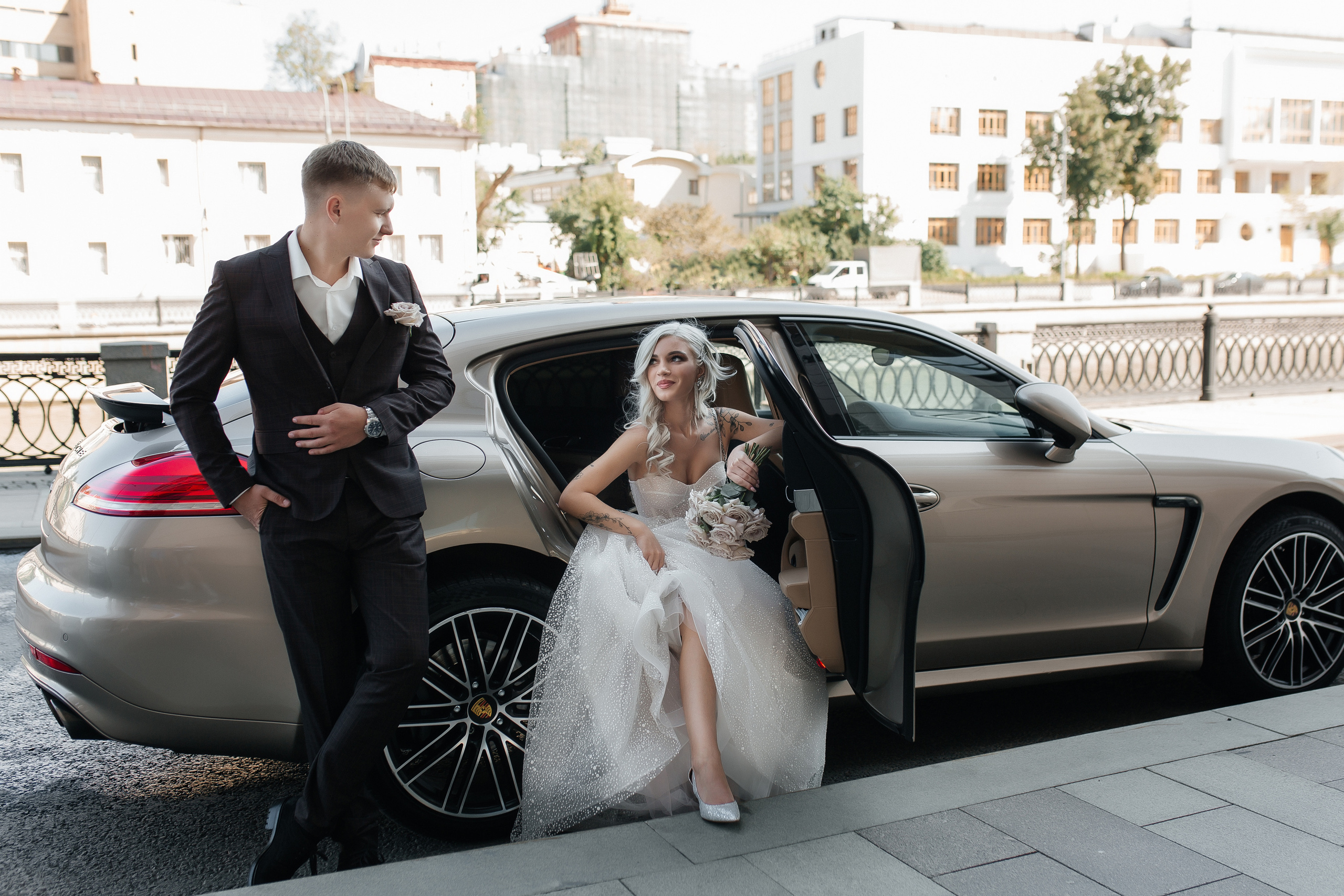 Свадебная фотосессия Hartwell Hotel. Роспись в ресторане Карлсон. Фото Радости. Свадебный и семейный фотограф в Москве Юлия Самойлова