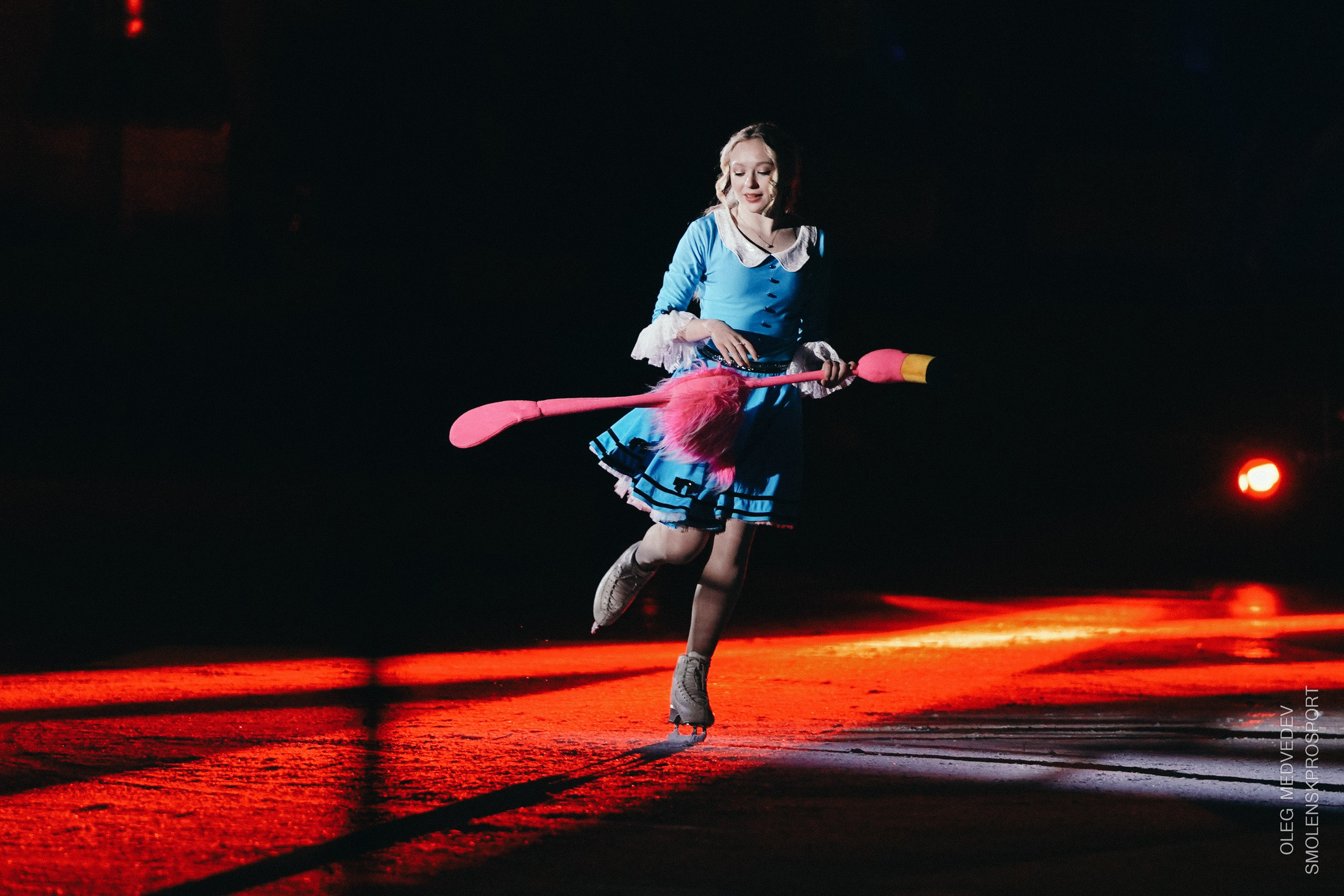 Алиса в стране чудес шоу на льду. Спортивный фотограф Олег Медведев | prosport67 | Смоленск