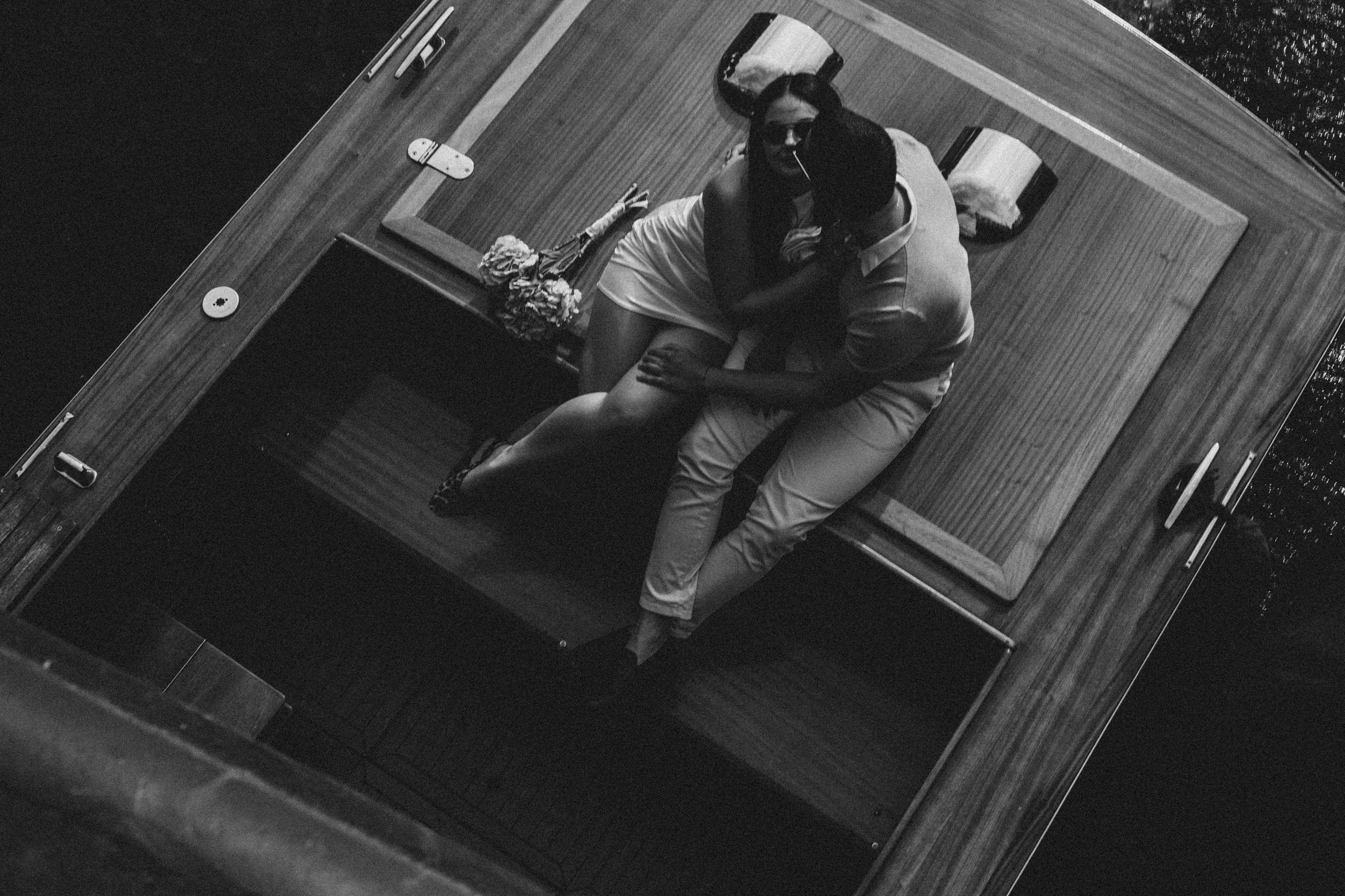 СВАДЕНБНАЯ СЬЕМКА НА КАТЕРЕ ПО КАНАЛАМ САНКТ-ПЕТЕРБУРГА И В АКВАТОРИИ НЕВЫ. Профессиональный фотограф, Санкт-Петербург — Виктория Богомолова