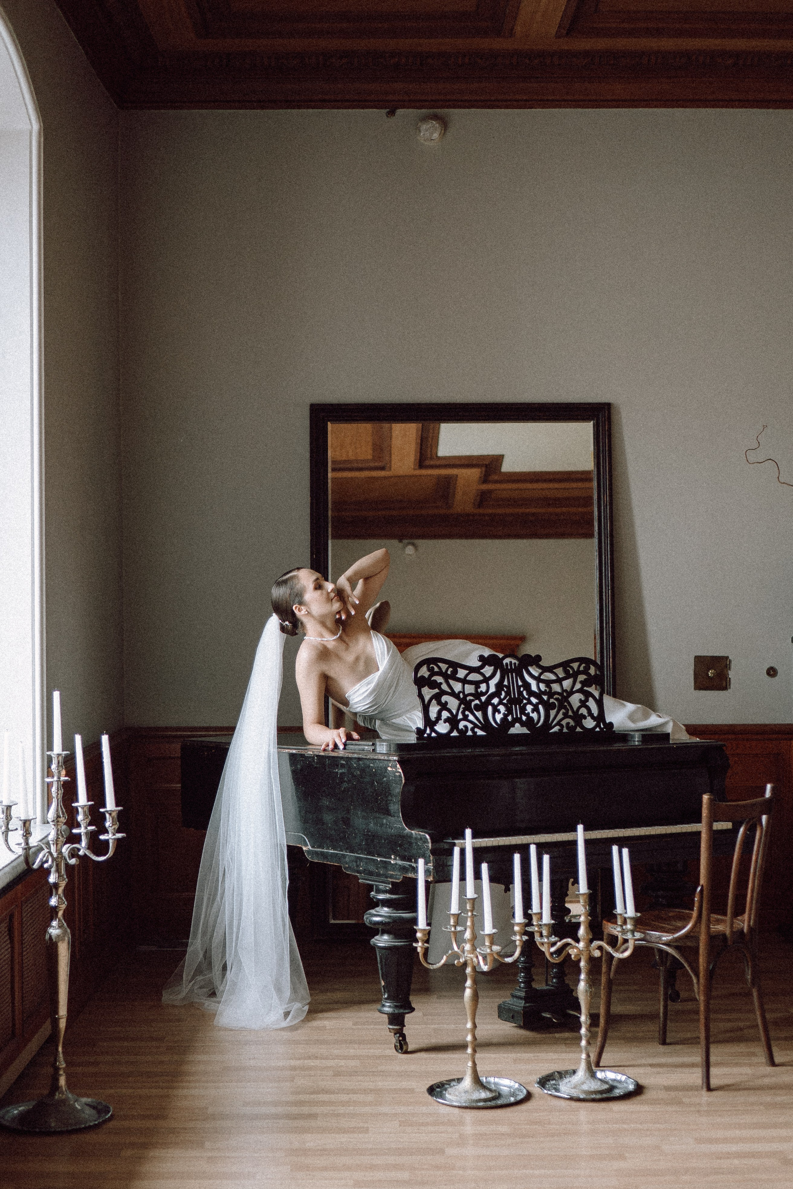 СВАДЕБНАЯ ПРОГУЛКА В САНТК-ПЕТЕРБУРГЕ (ИСАКИЕВСКИЙ СОБОР, ЗИМНЯЯ КАНАВКА, ЭРМИТАЖ И БОЛЬШАЯ МОРСКАЯ УЛИЦА). Профессиональный фотограф, Санкт-Петербург — Виктория Богомолова