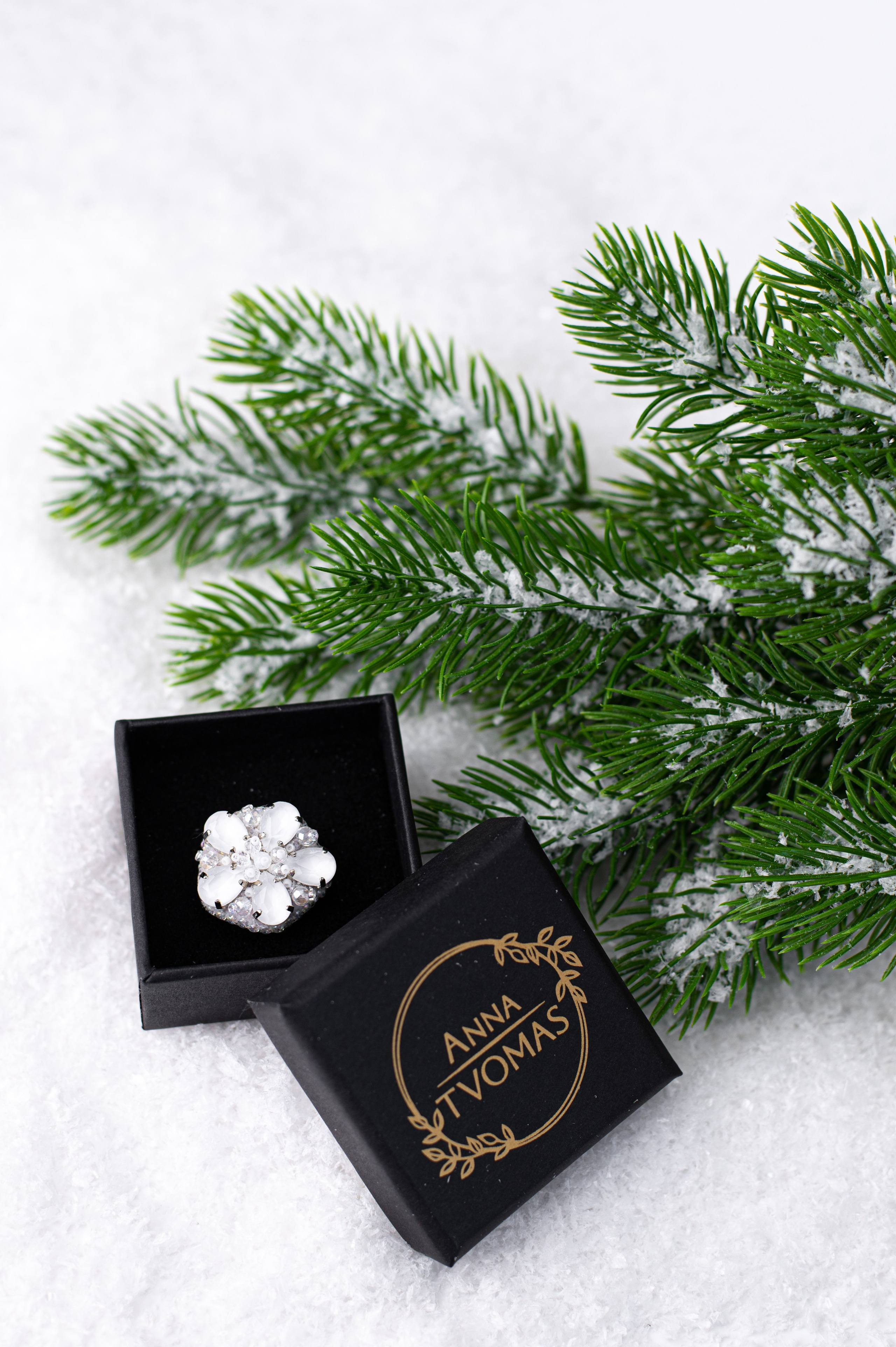 Броши ручной работы Анны Абрамовой. Фотограф Санкт-Петербург | Дарья Першина