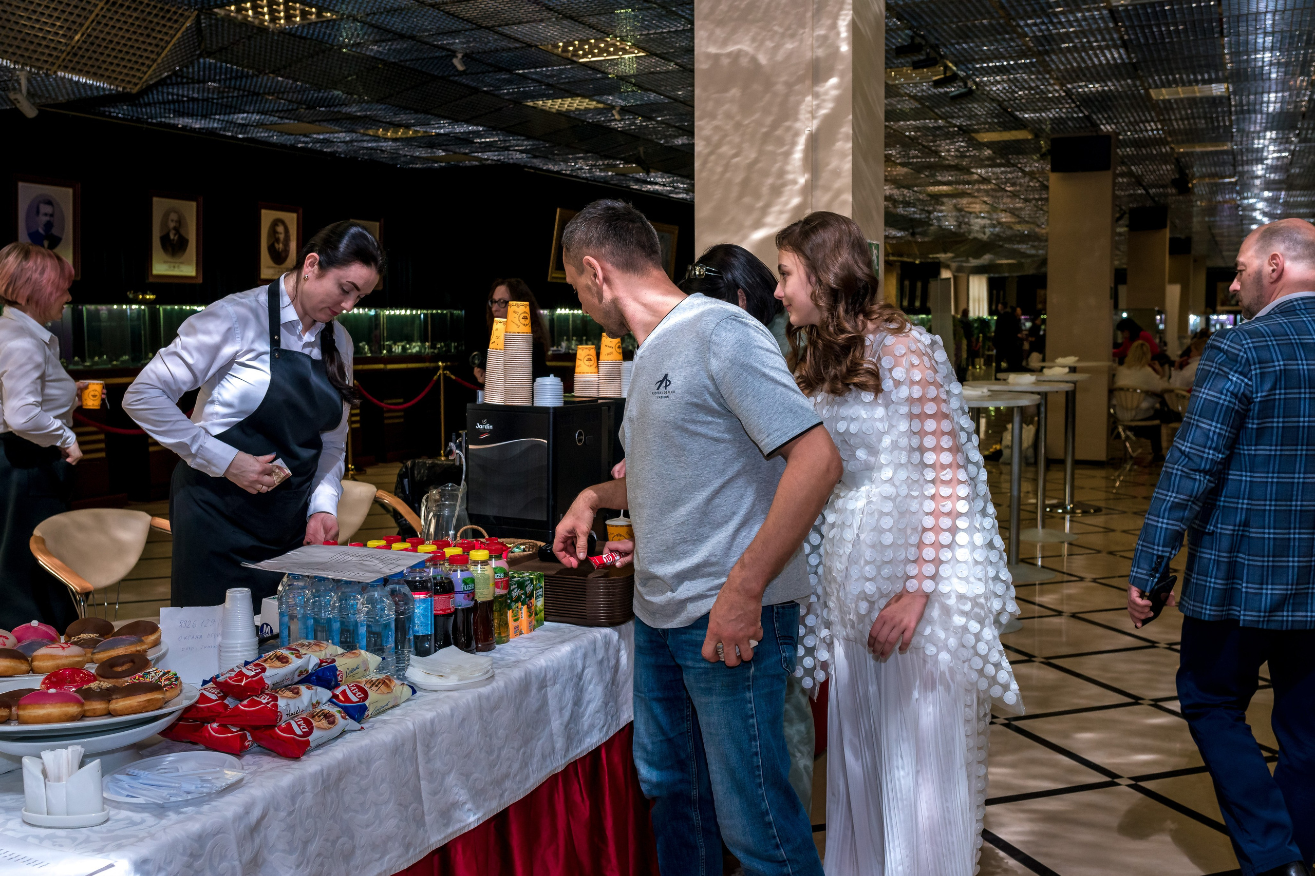 Показ Итальянской моды в России весна 2022. Женский фотограф Крещение Венчание Москва Брянск