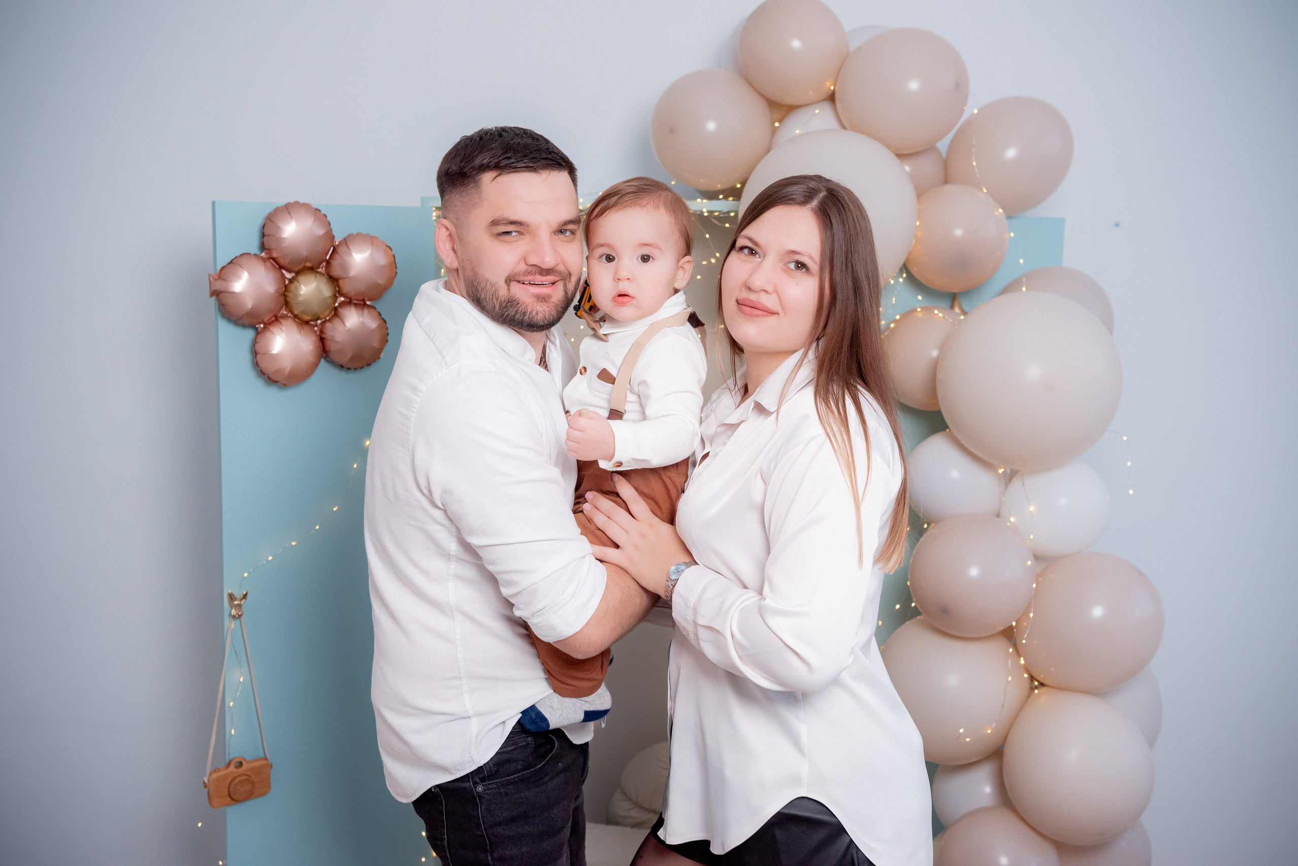 Семья в студии Скандибек. Фотограф в Волгограде и Волжском Александр Горбань