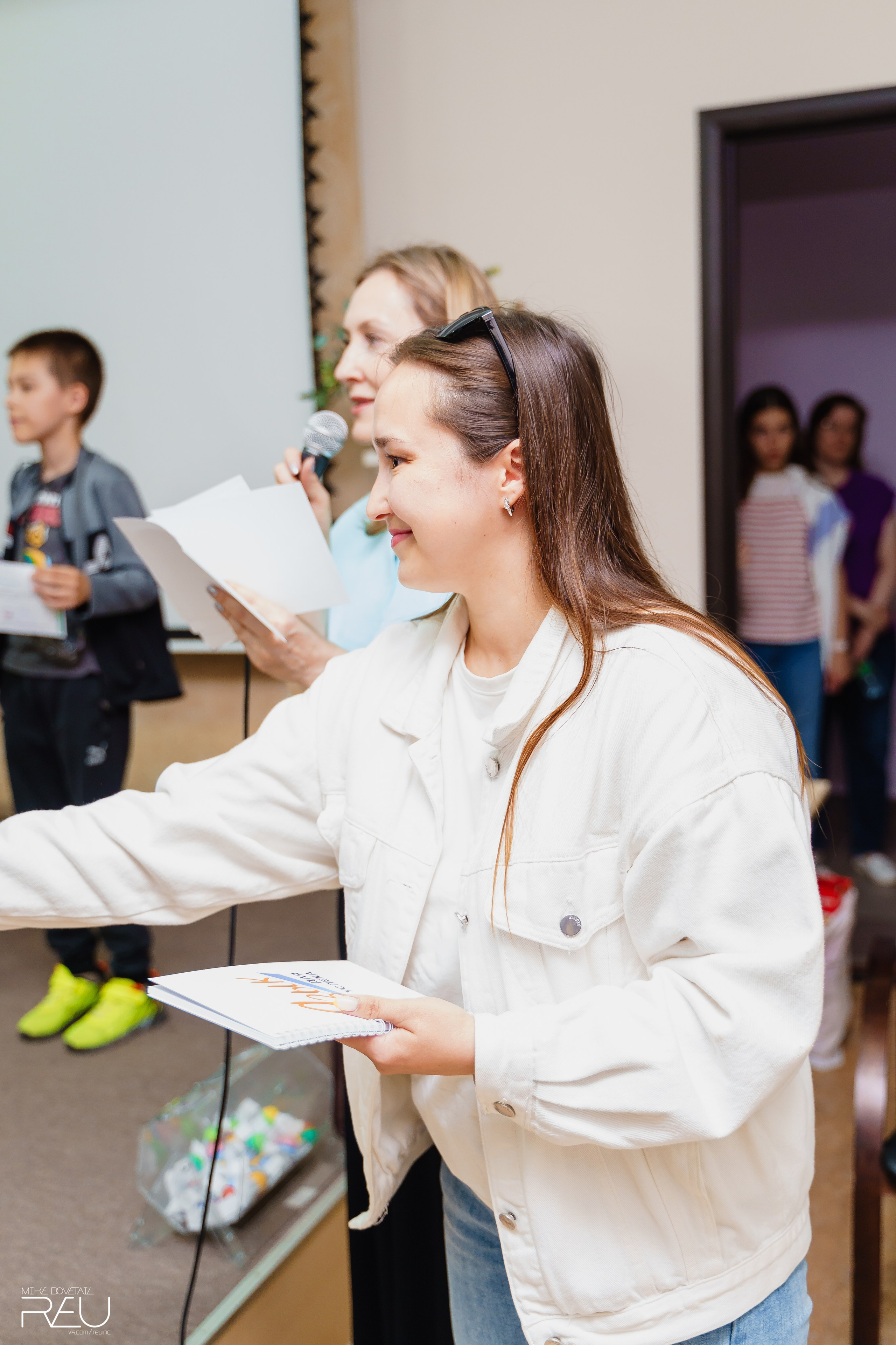 ВЫПУСКНОЙ ШКОЛЫ «Язык Для Успеха» 2023. Mike Dovetail | Портретный и репортажный фотограф