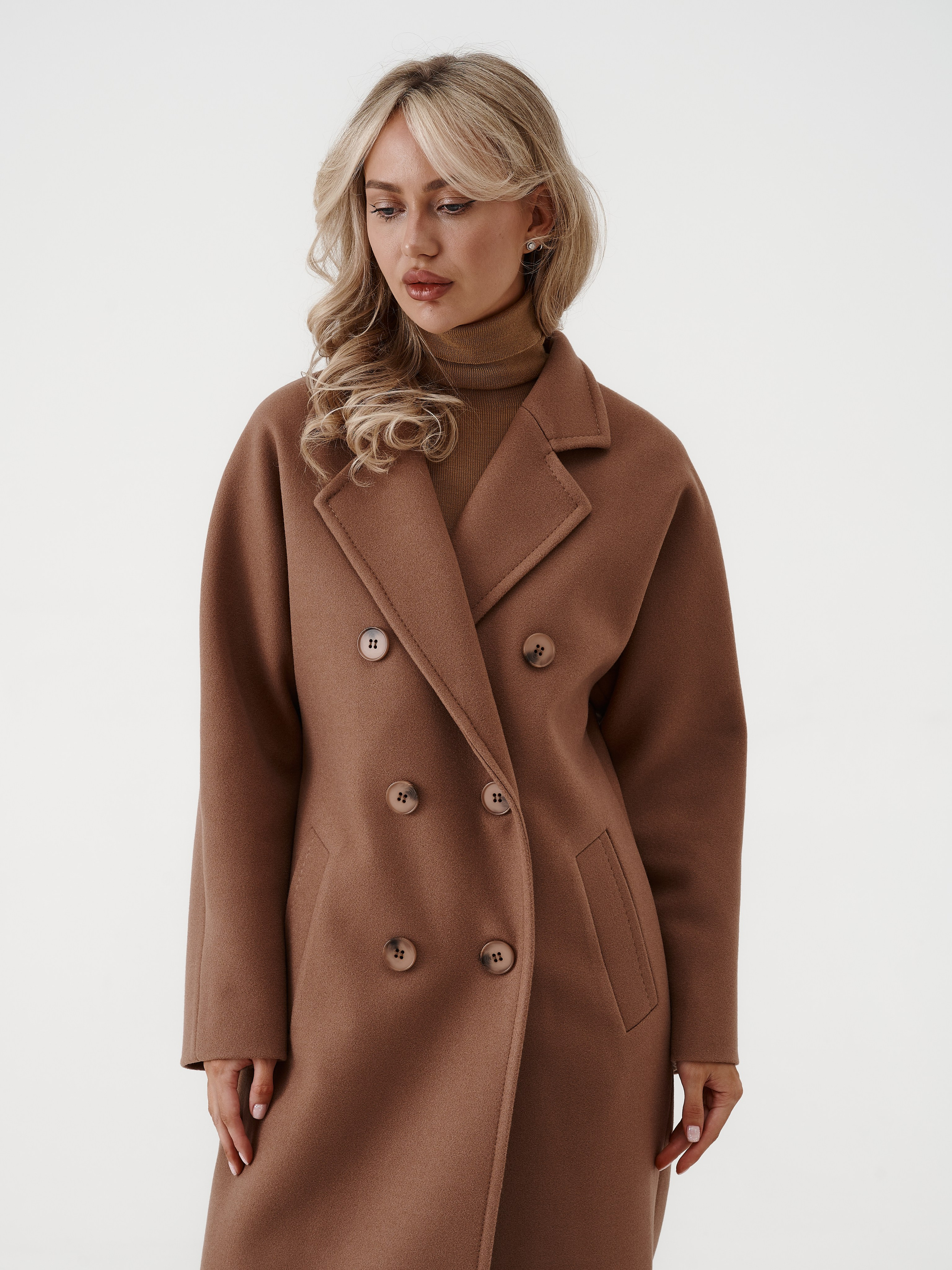 Каталог одежды. Контент фотограф в Саратове и Москве Дима Савельев