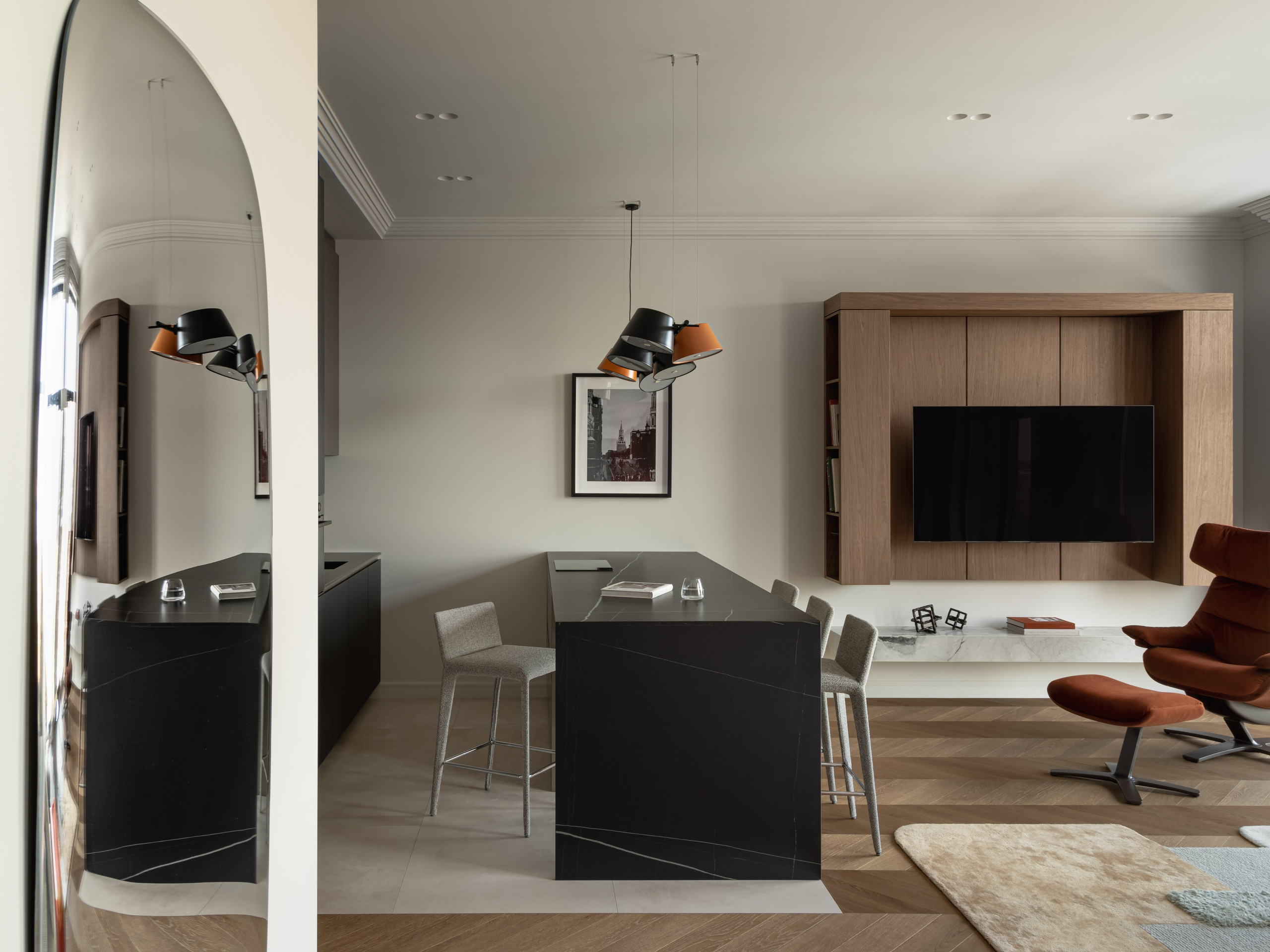 Дизайнер интерьеров