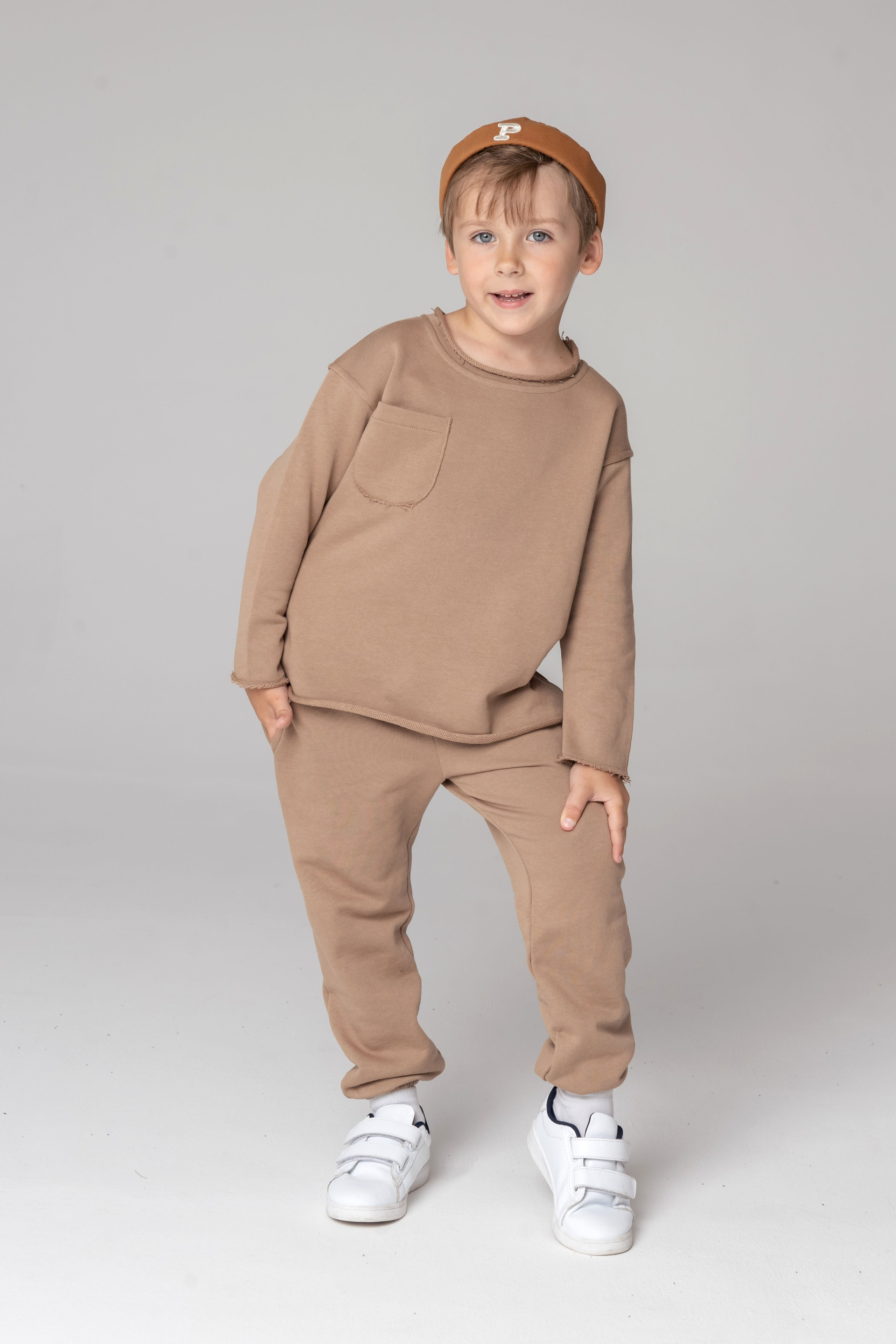 Kava Banda (каталог). Фотограф Полина Закирова