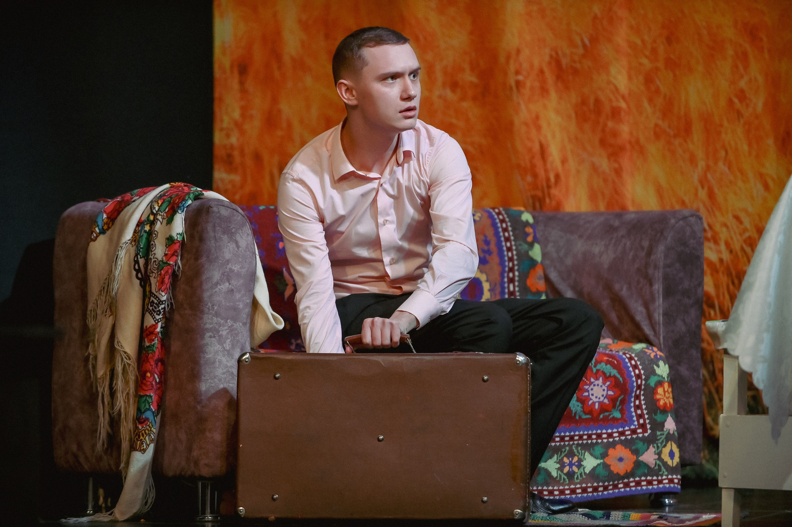 «Разреши тебя любить» в Театре Артиста 24.11.2023. Репортажный профессиональный фотограф-любитель