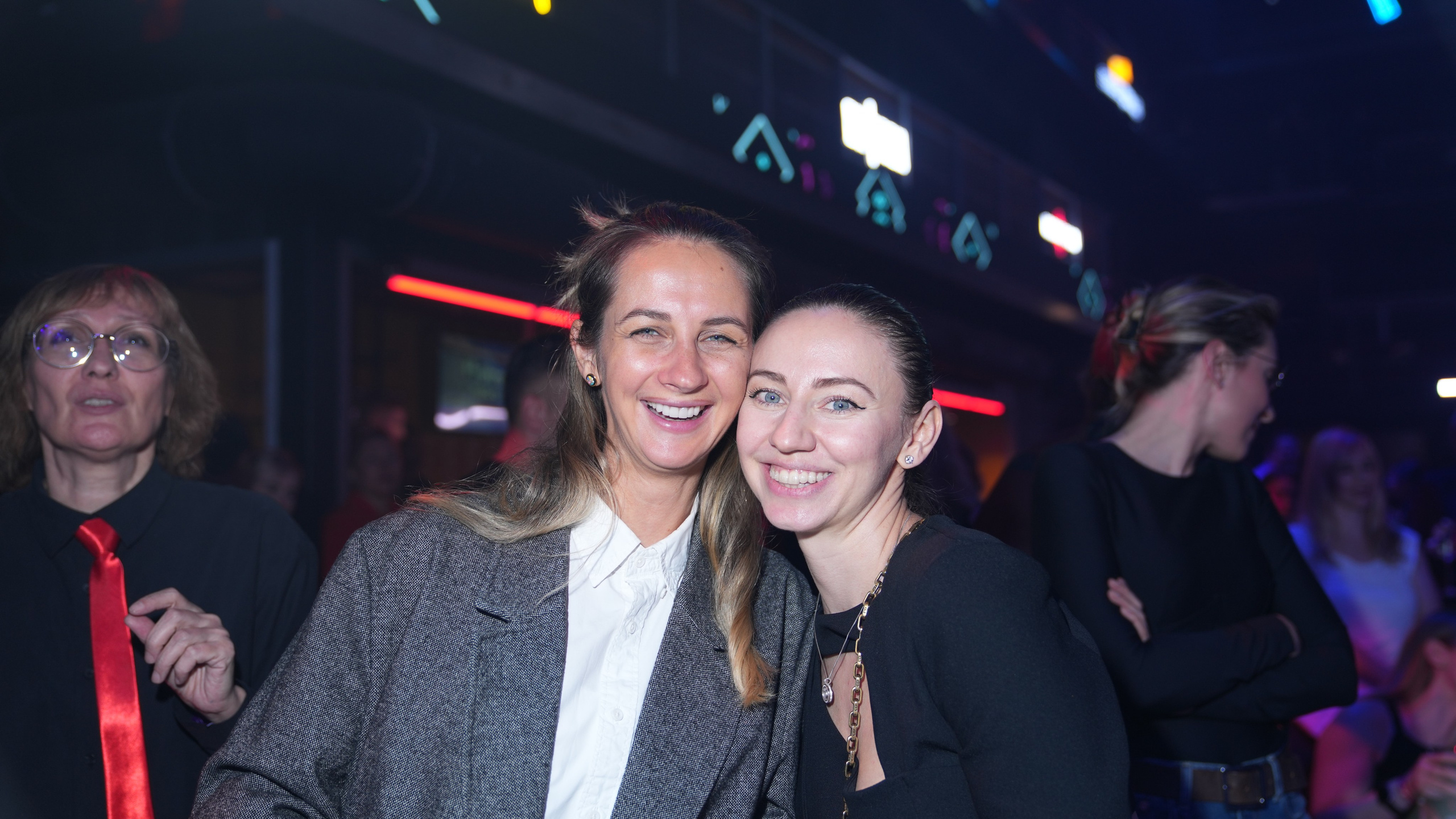Презентация Пятого канала 01.10.2024. EVEREST PHOTO REPORT