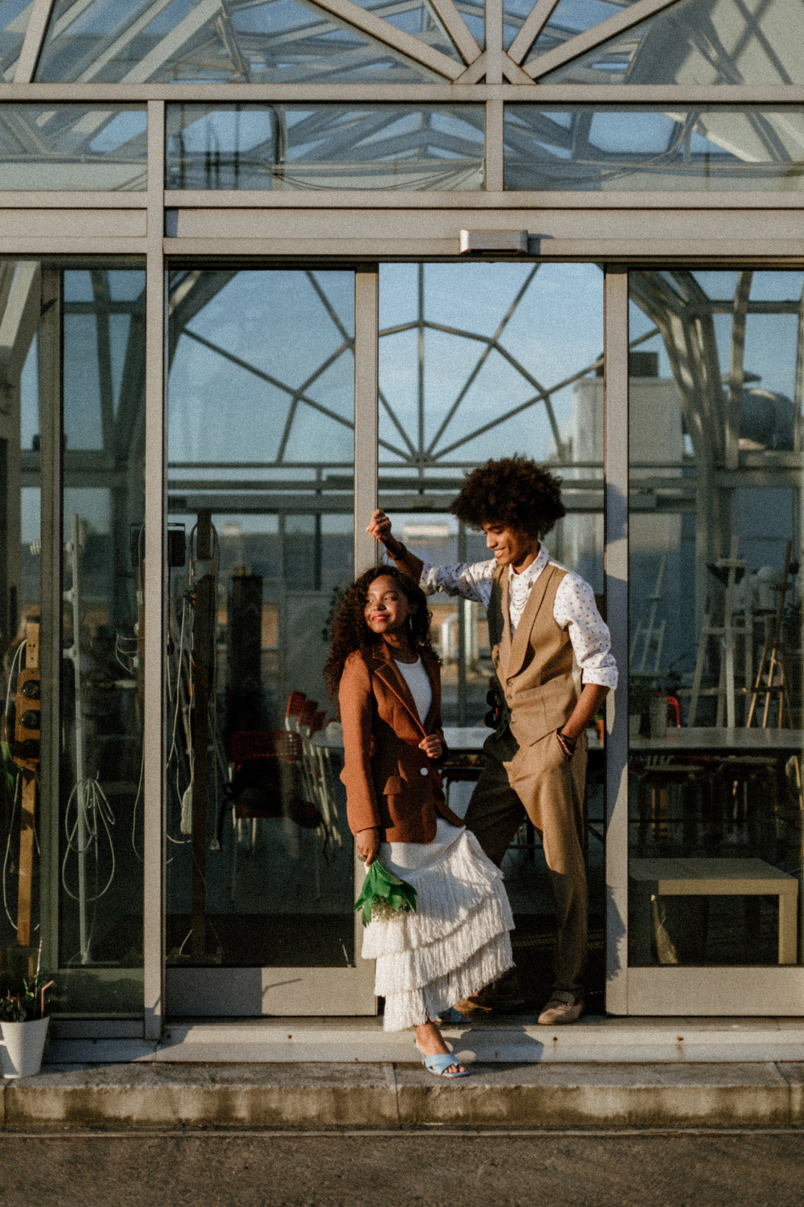 Свадебная прогулка на необычной крыше Санкт-Петербурга. Свадебный и love story фотограф в Санкт-Петербурге (Спб) Natali Iva