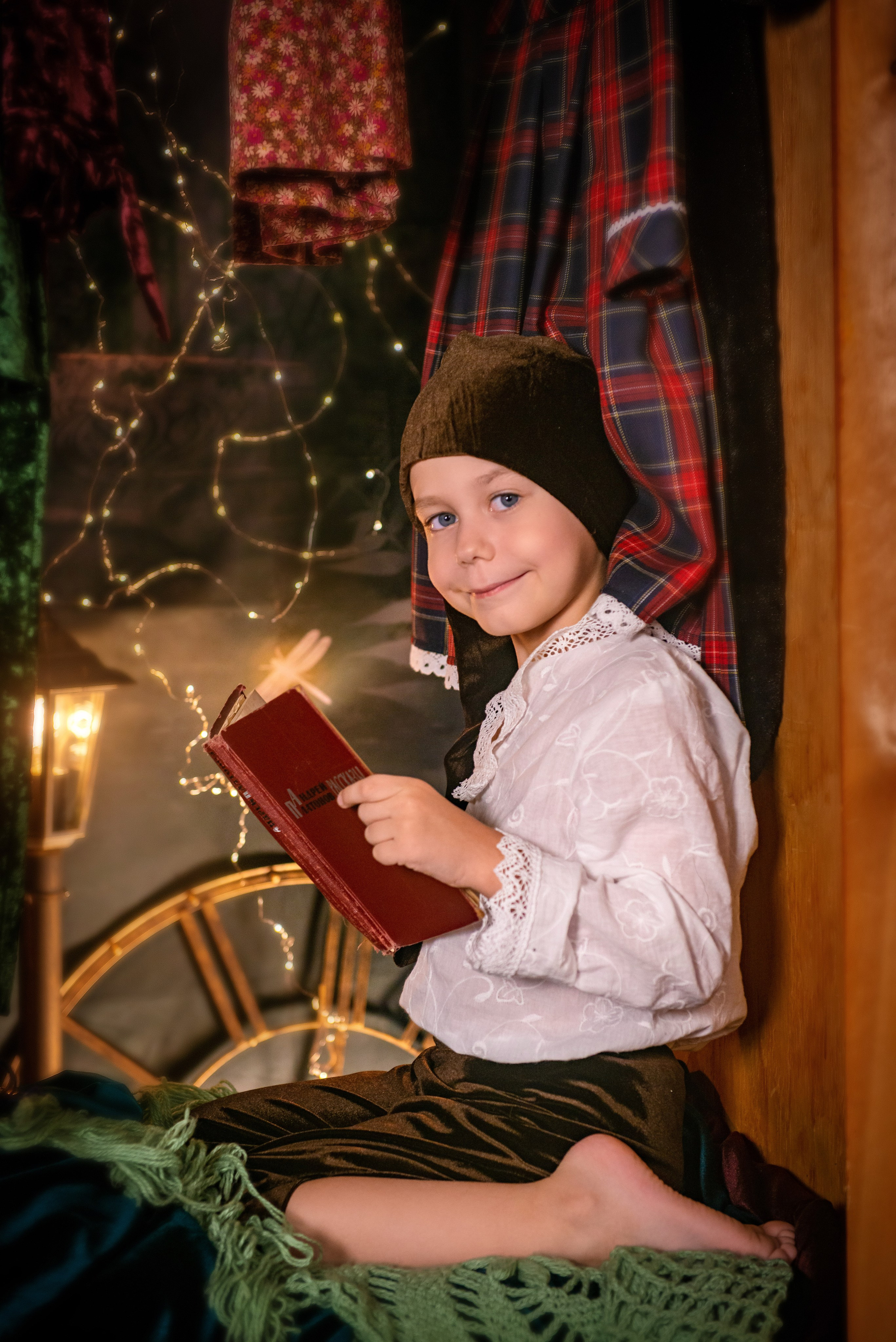 Волшебный шкаф. Татьяна Гойда портретный и семейный фотограф Ленск. Выпускные альбомы