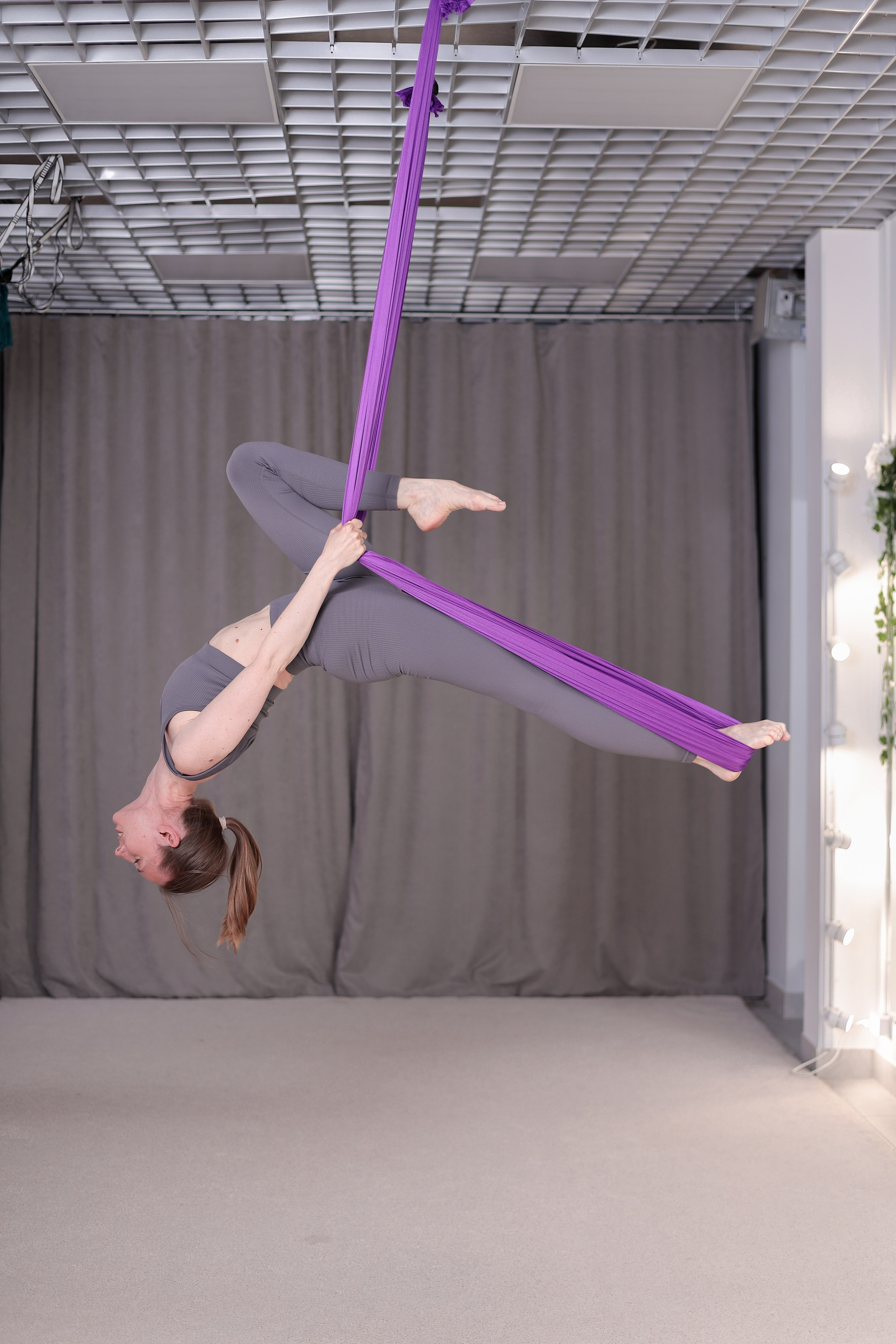 Арт-терапия + аэройога. Фотограф Надршина Лилия