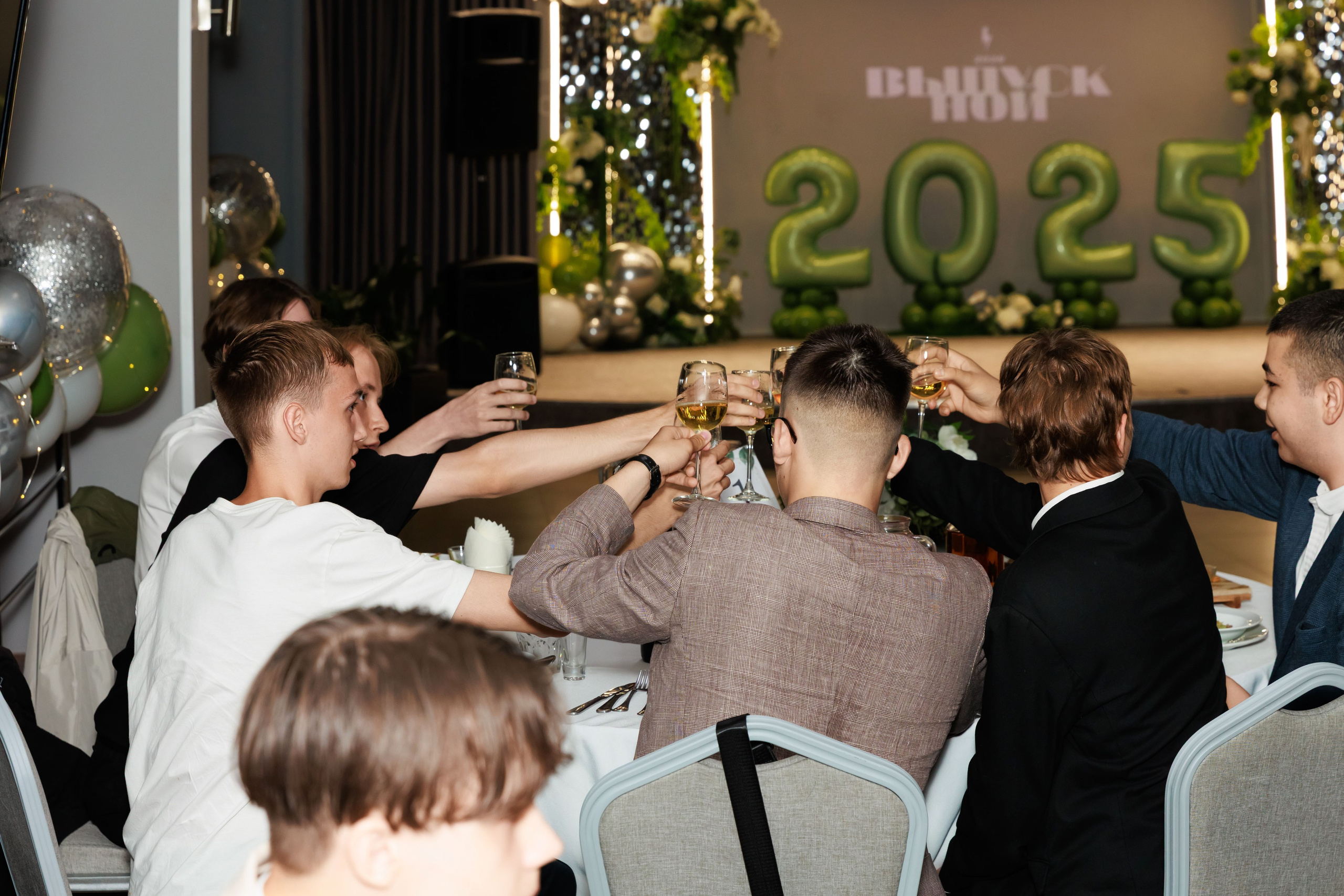 Выпускной 11 классов. Фотограф Новосибирск — Наталья Гресь