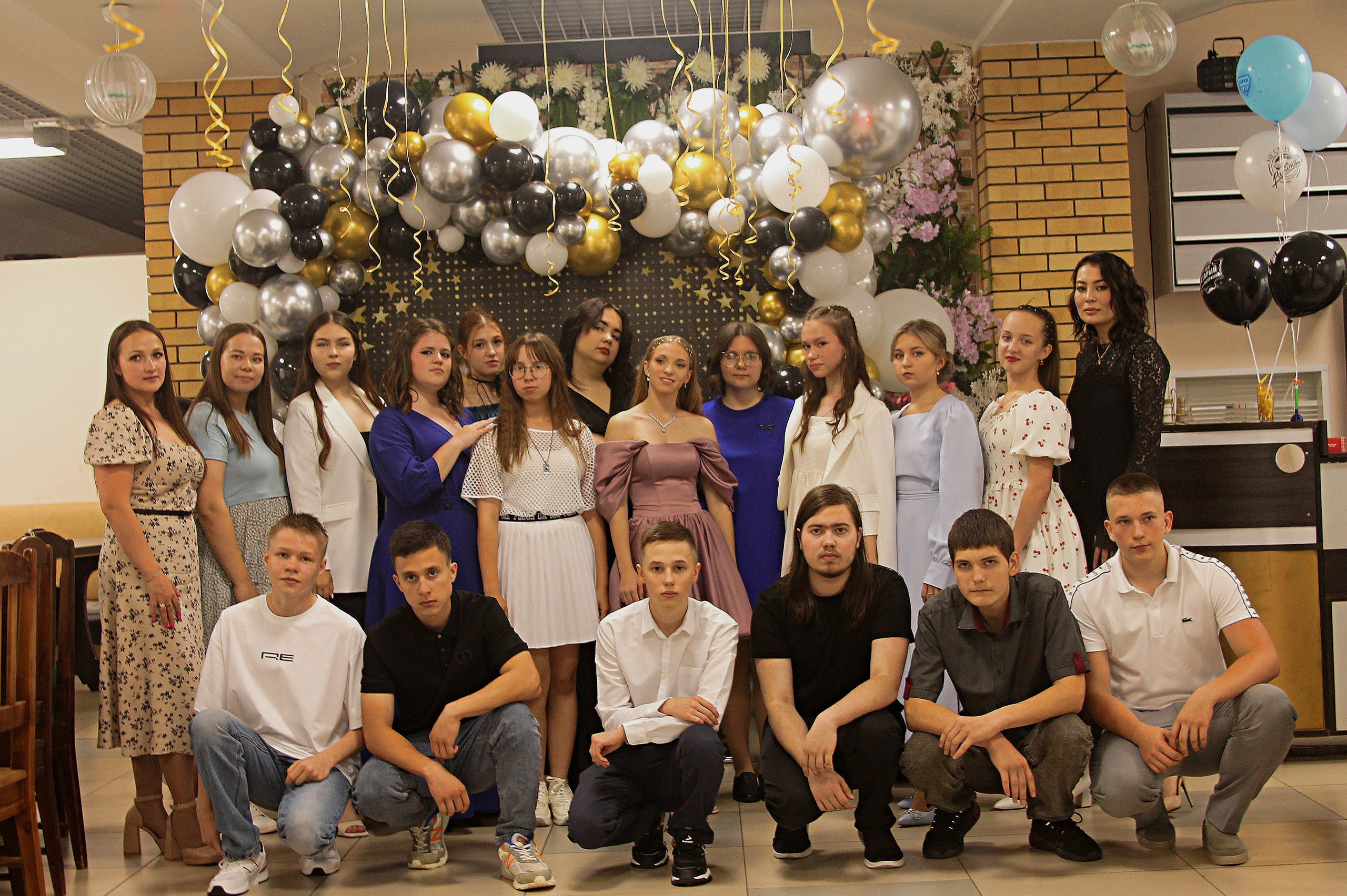 Выпускной. Девятый класс. Александр.Портретная съемка. Фотограф Каменск-Уральский