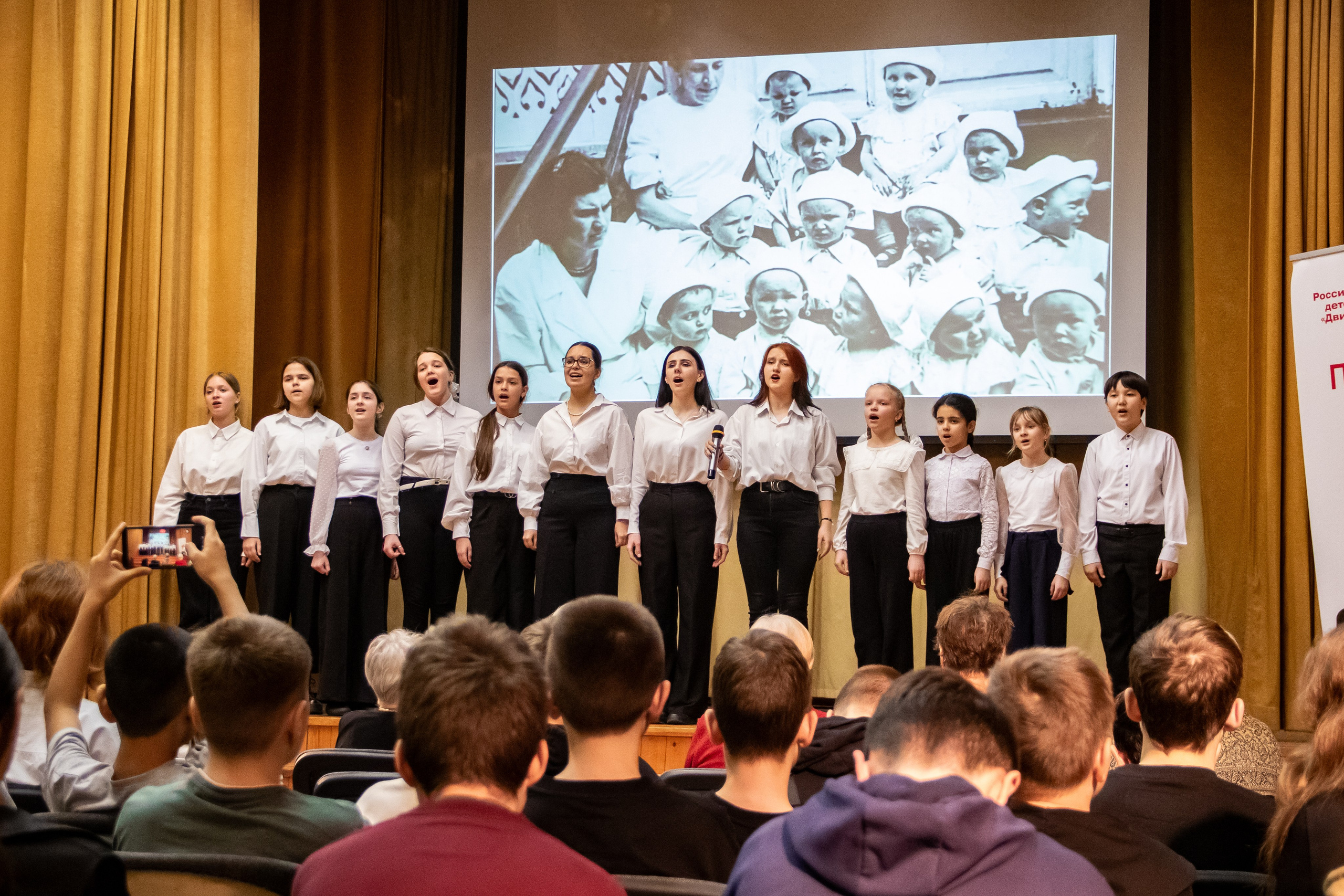 Школьные концерты. K-pop (и не только) фотограф в Москве Светлана Полякова