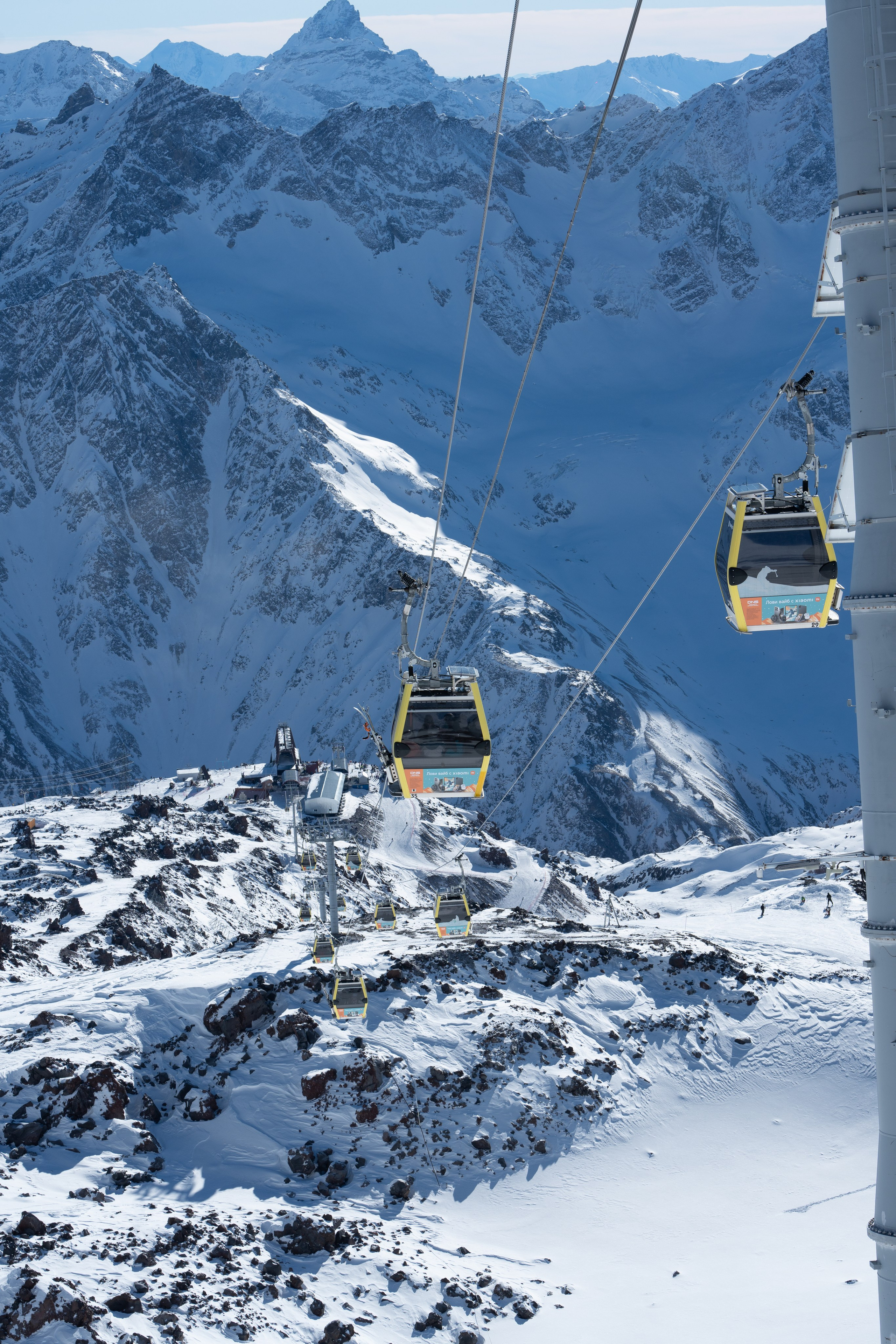 Съёмка рекламных баннеров на канатке Эльбрус для ДНС-Xiaomy. Фотограф, видеограф Пятигорск, Ставрополь, Ессентуки, Petlyakovs_photo