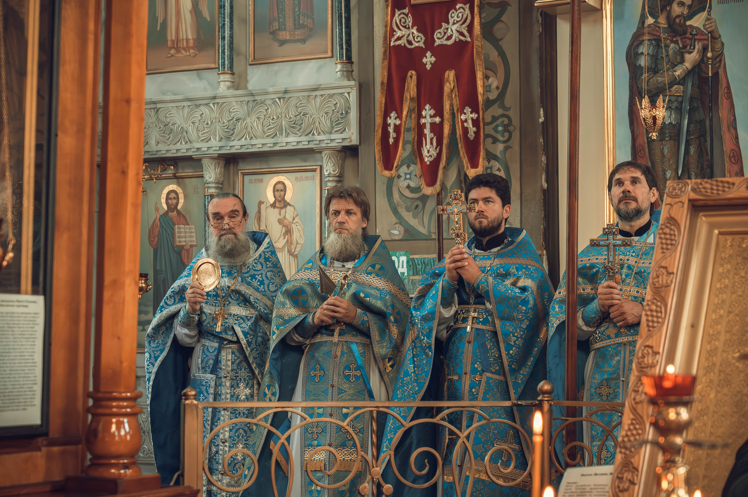 День празднования иконы Божией Матери, именуемой «Троеручица». ФОТОГРАФ НА ТАИНСТВА ВИКТОРИЯ БЕРЕЖНАЯ