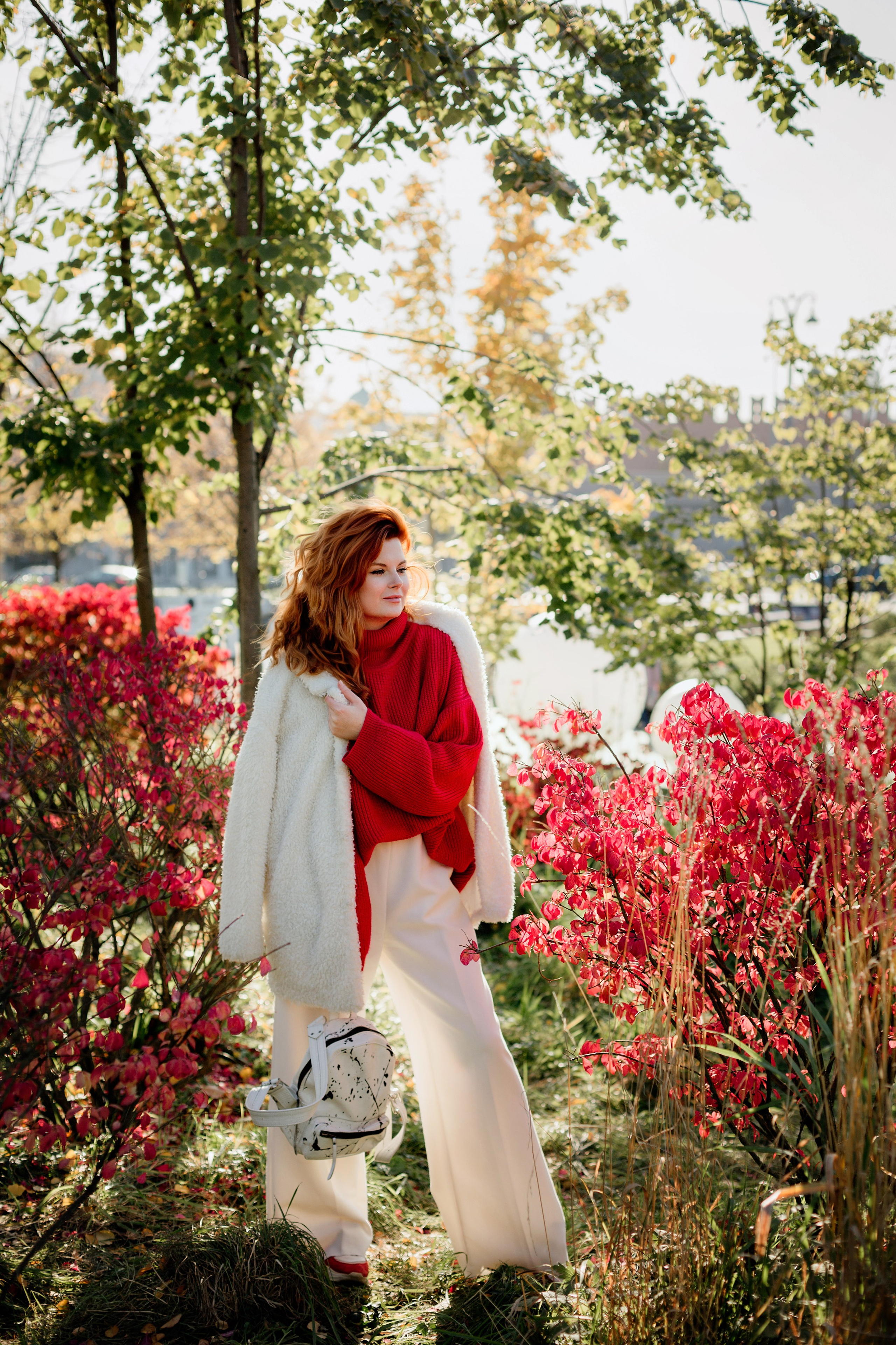 Прогулка по центру Москвы с Марией. Деловая и Бизнес съемка в  Москве Инесса Грушко