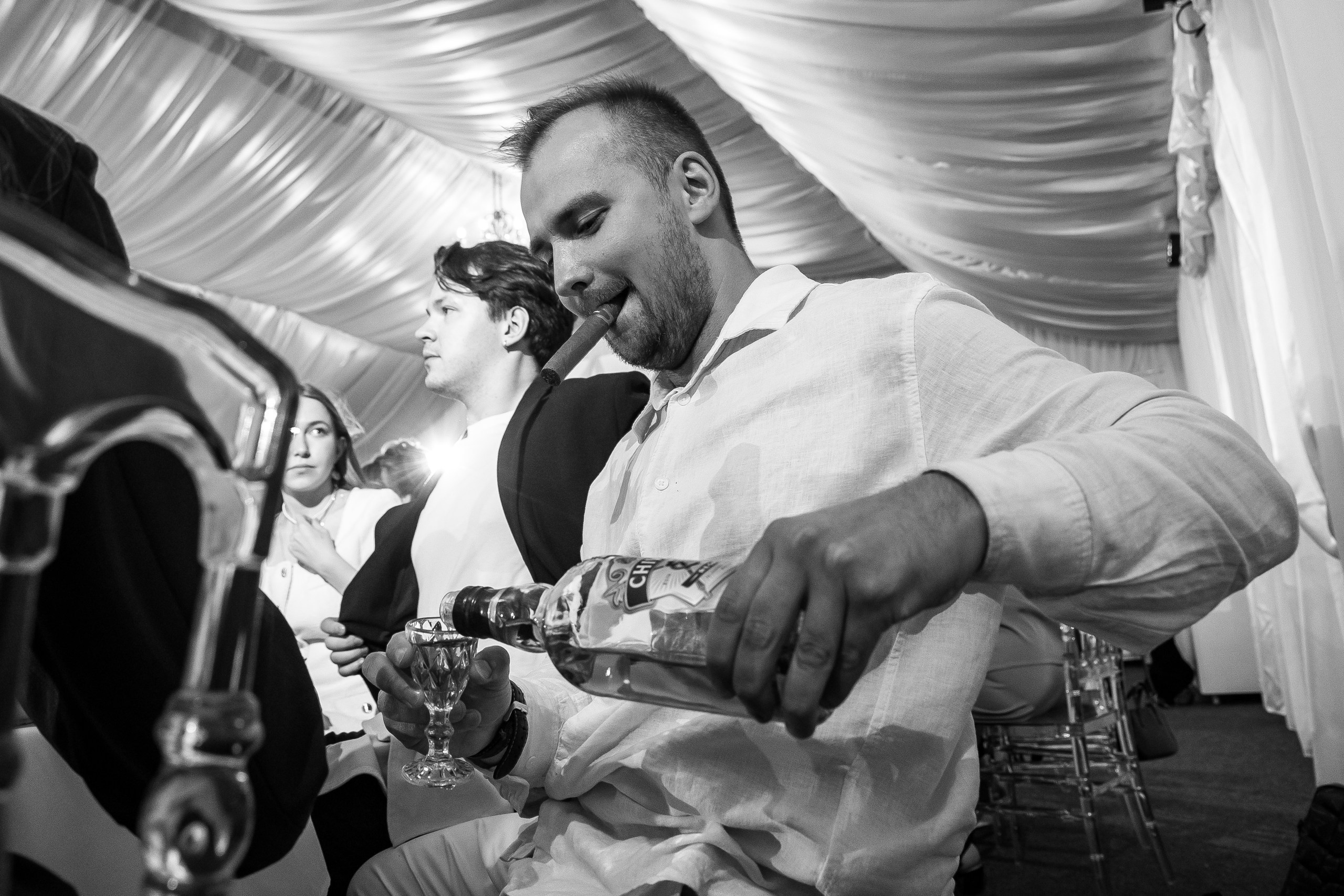 А | А. Любовь, танцы и котики 🐾. Свадебный фотограф Настя Шелл г. Череповец