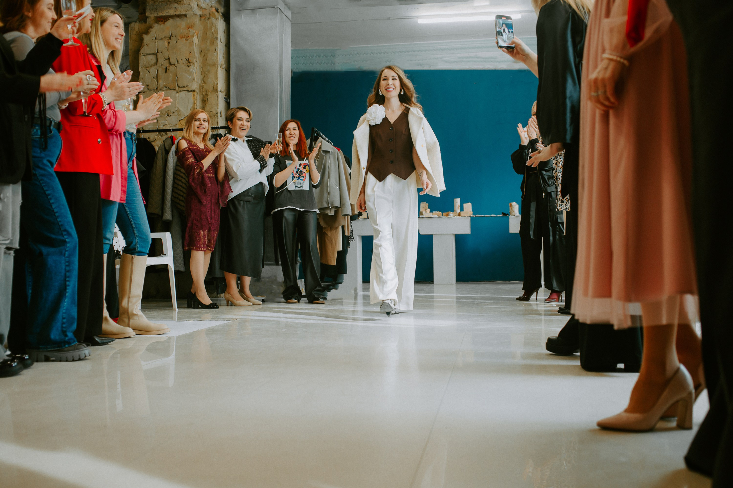 8 марта в ЦДС. Вечер Ольги Любимовой. Фотограф в Челябинске Ополихина Анна