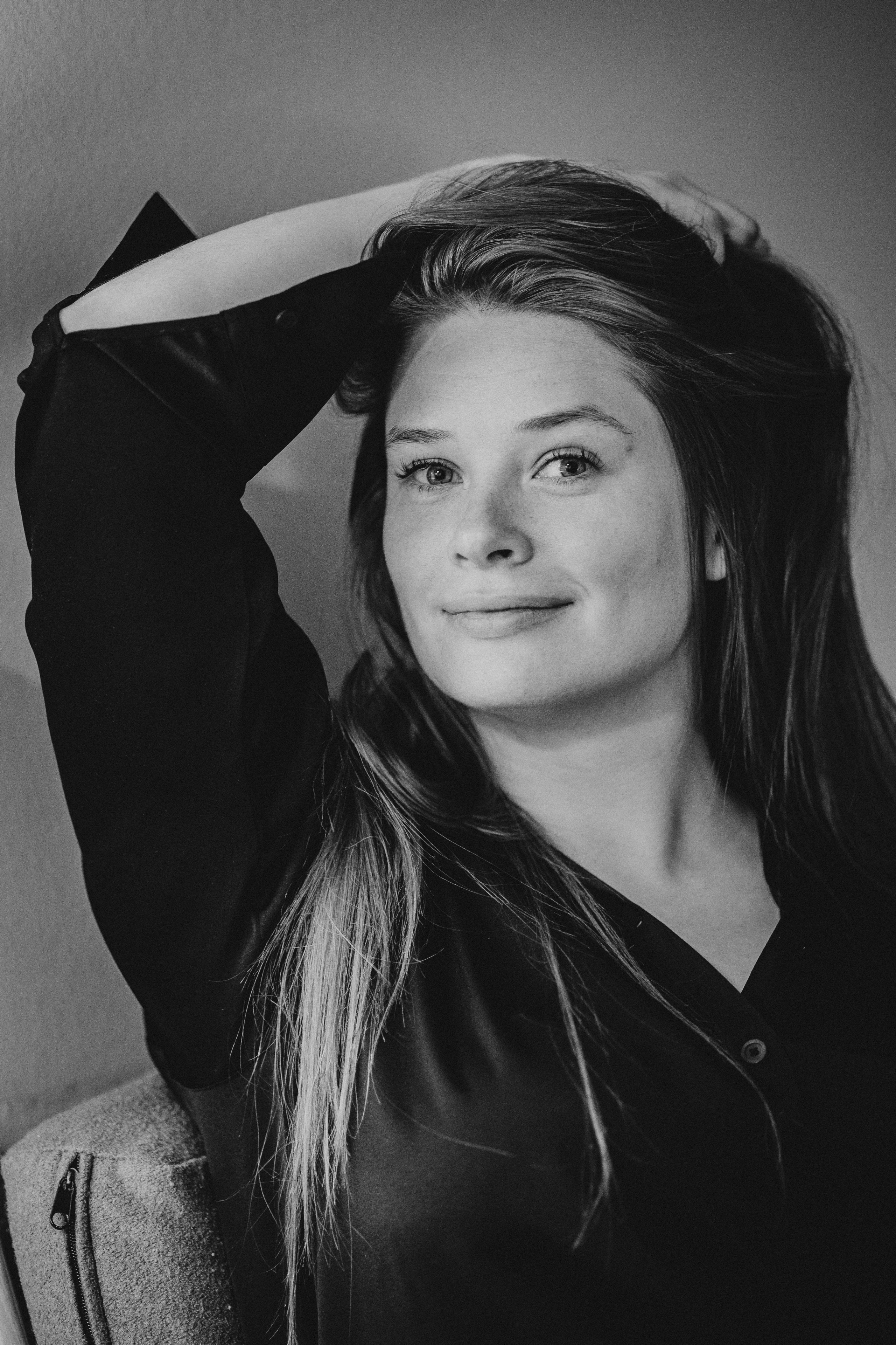 Lifestyle portraits. Family and kids photographer in Aberdeen UK Lyubov Popova