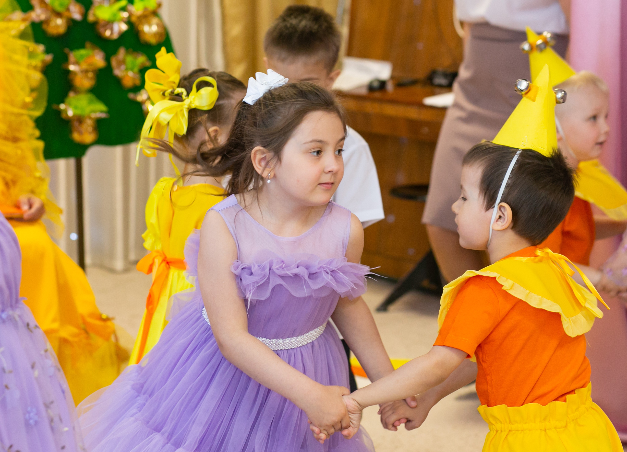 Выпускные и Утренники. Фотограф новорожденных и семейный фотограф НСО г. Бердск Марина Львова
