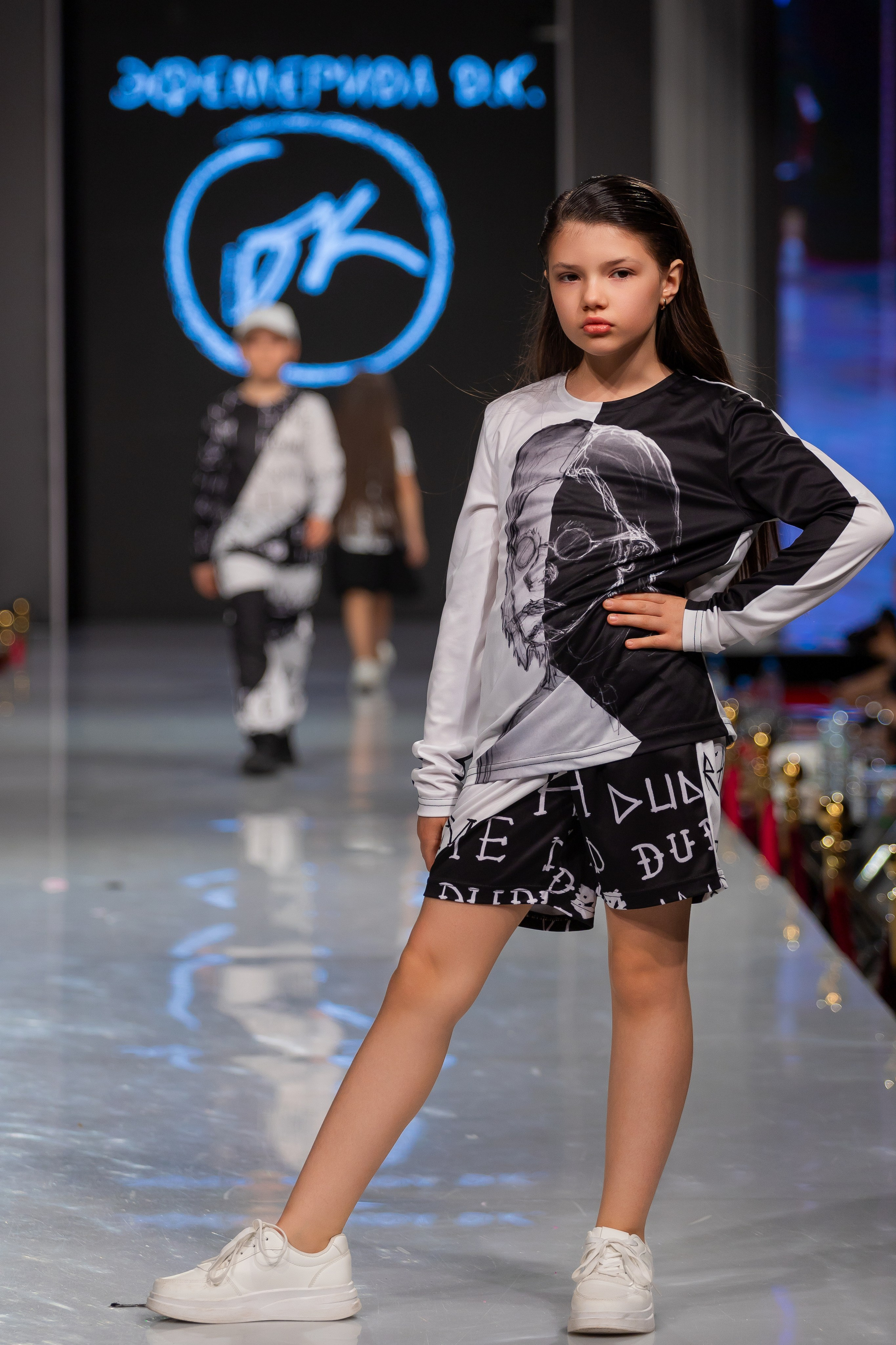 Estet Fashion Week. Photomantis