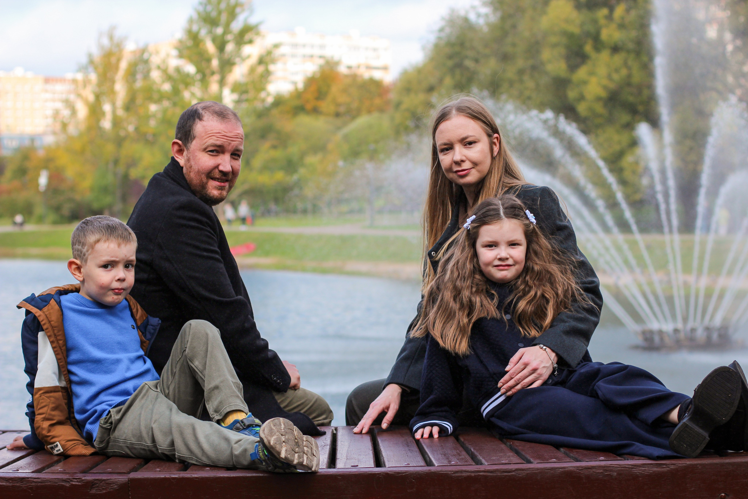 Небольшая семейная прогулка по парку. Ваш личный фотограф в Москве Мила