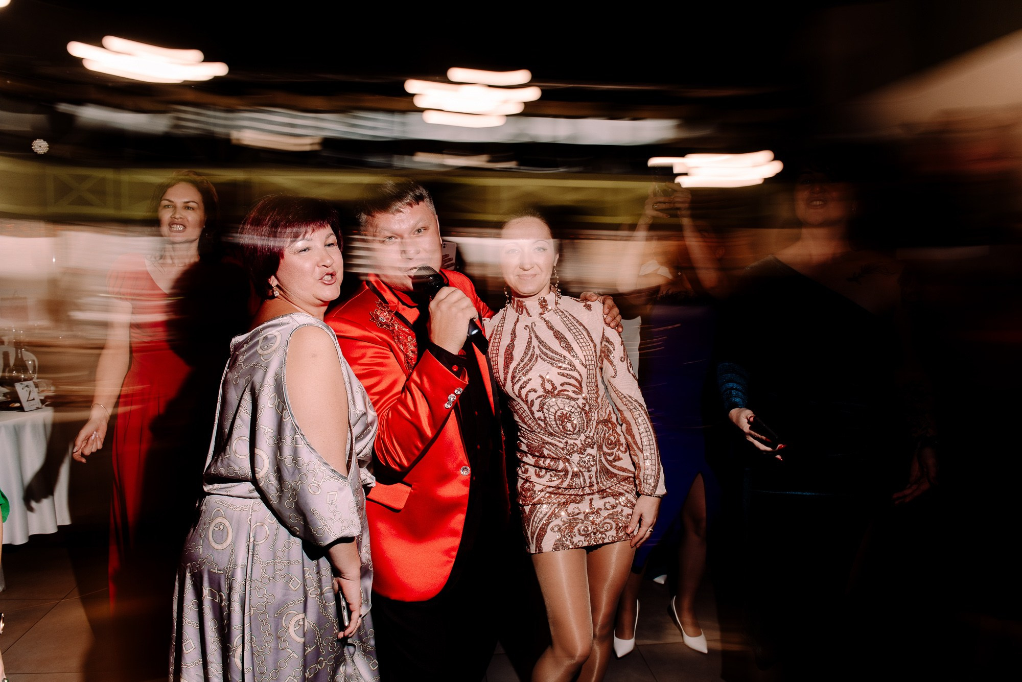 Новогодний завтрак в платьях. Семейный и свадебный фотограф в Рязани Лиза Голованова