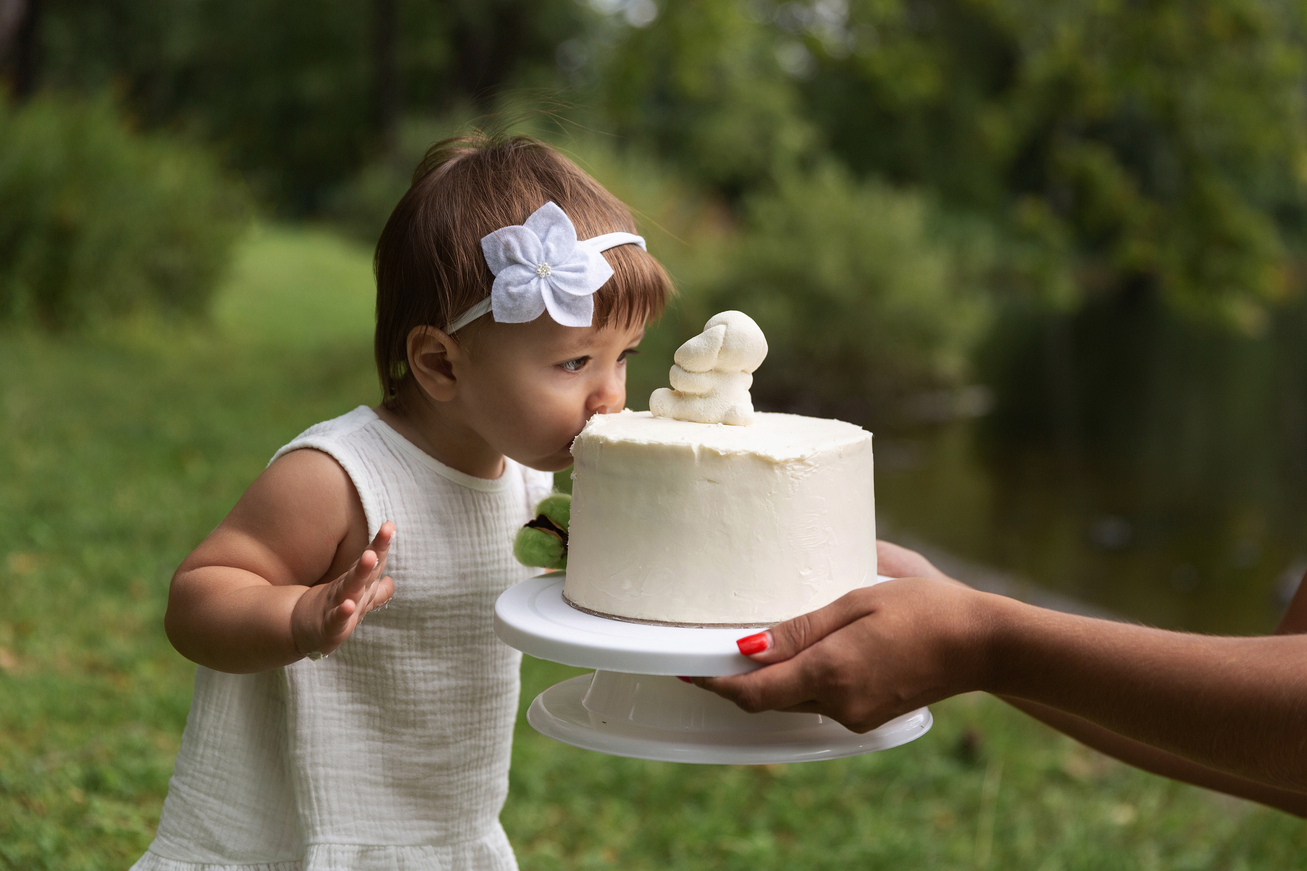 Съемка годовасия на природе. Свадебный и портретный фотограф в Санкт-Петербурге Надежда Чечулина