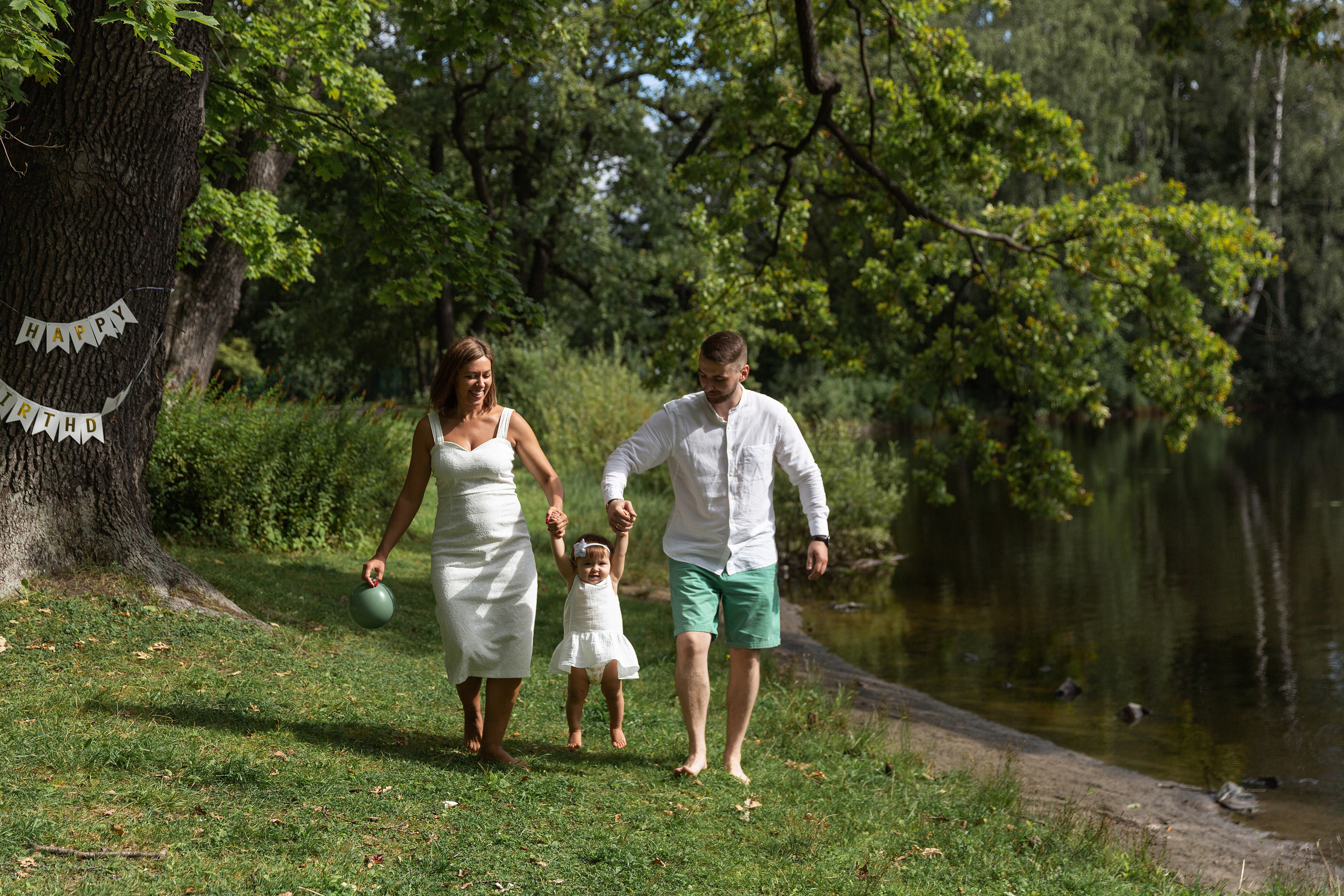 Съемка годовасия на природе. Свадебный и портретный фотограф в Санкт-Петербурге Надежда Чечулина