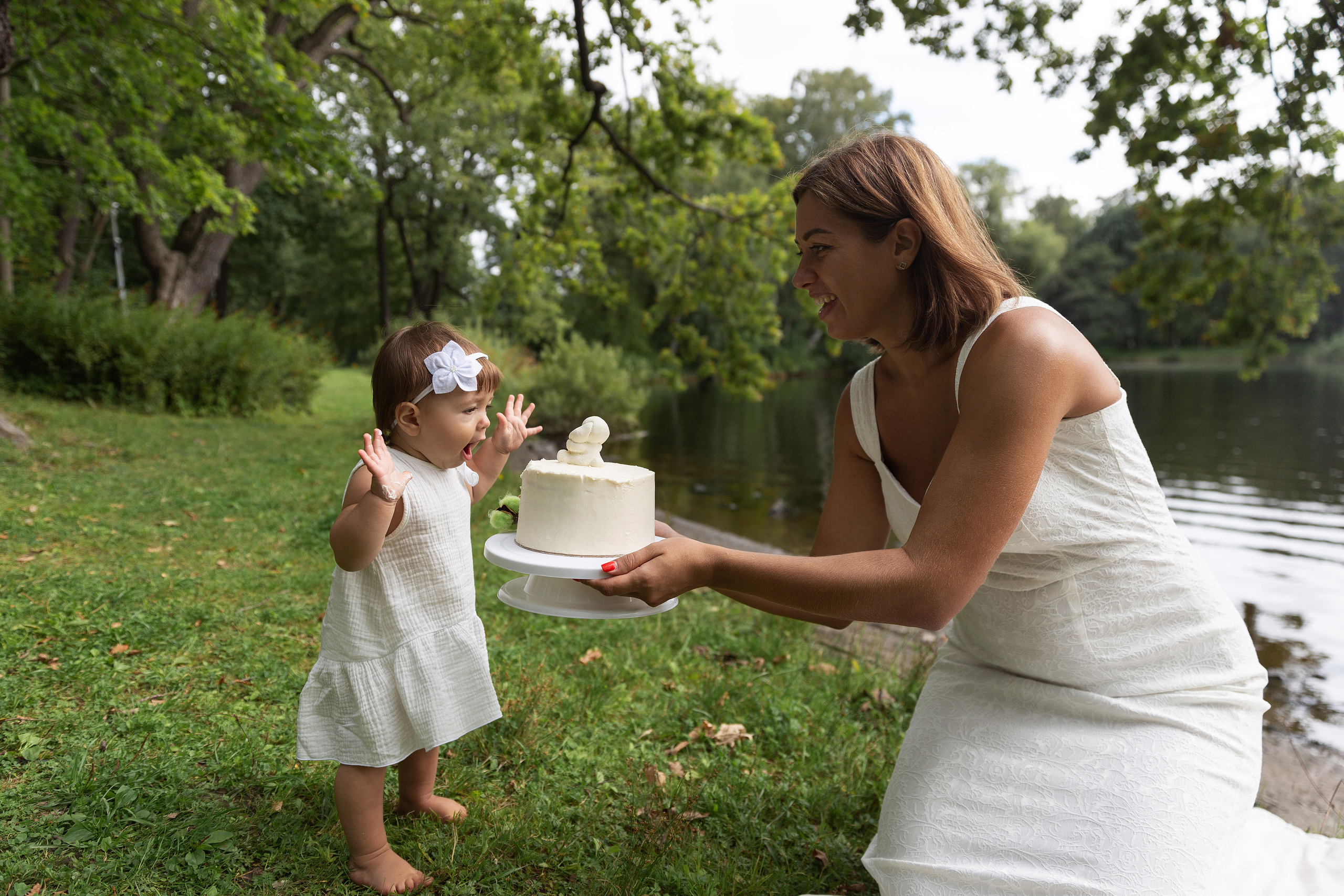 Съемка годовасия на природе. Свадебный и портретный фотограф в Санкт-Петербурге Надежда Чечулина